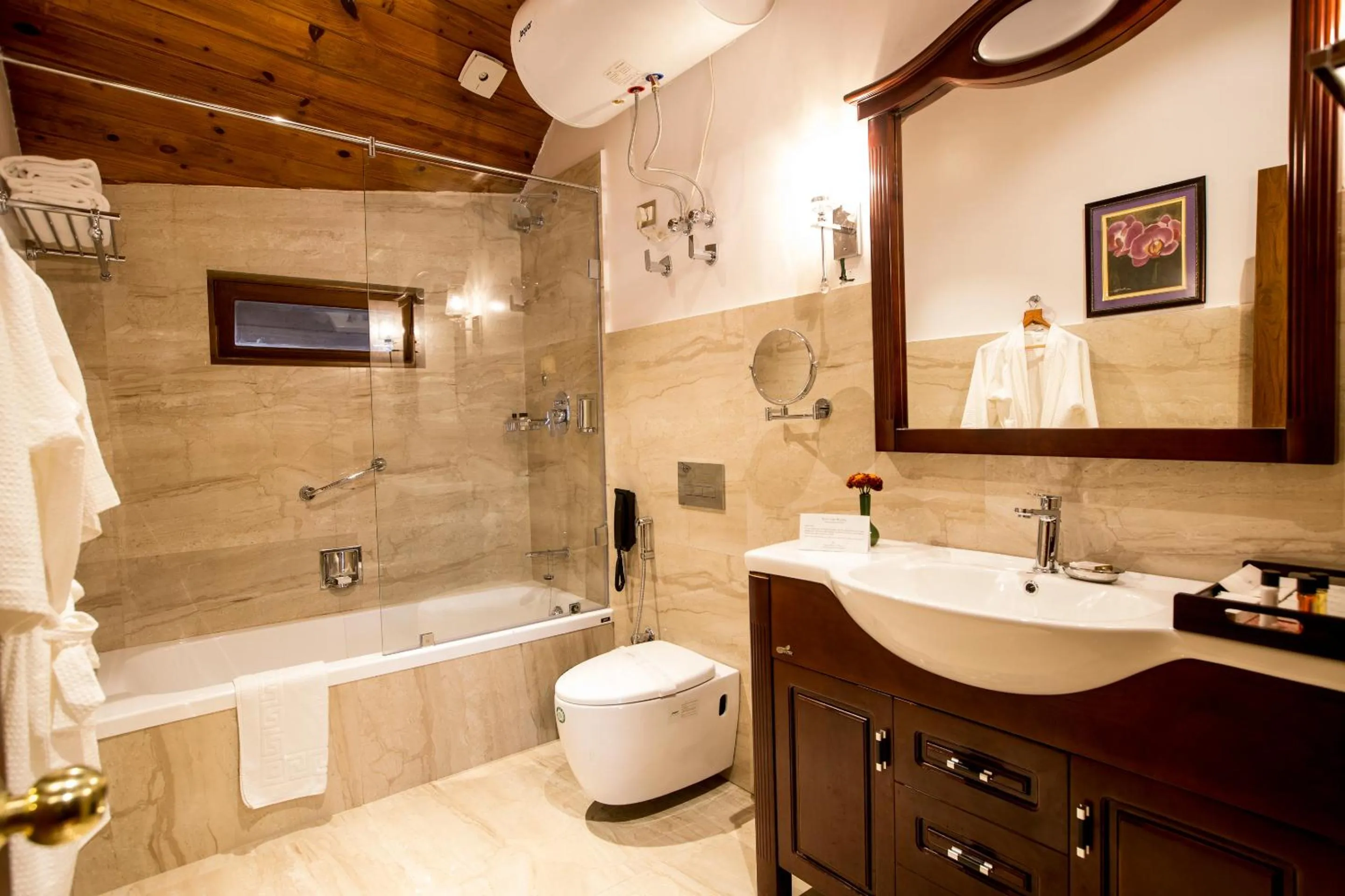 The Elgin, Darjeeling - Heritage Resort & Spa