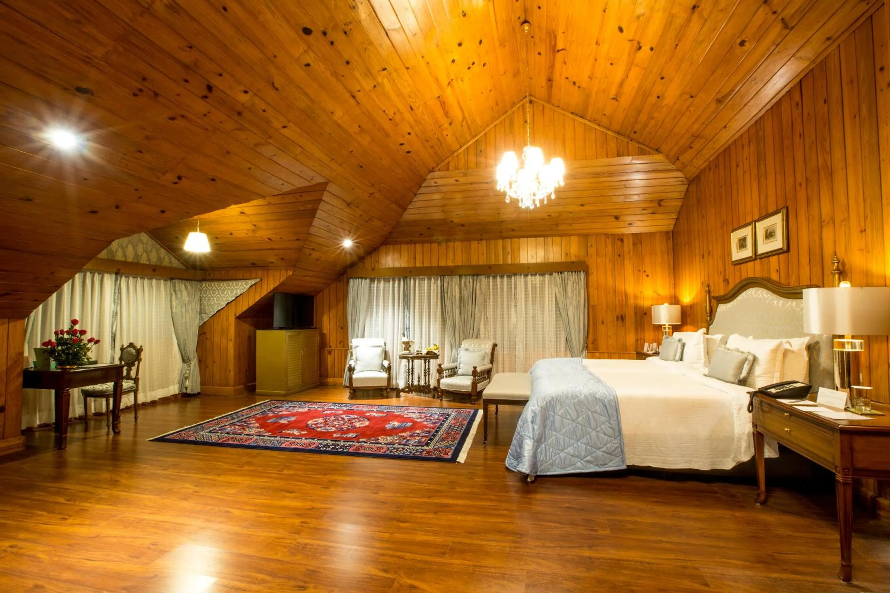 Bed in The Elgin, Darjeeling - Heritage Resort & Spa