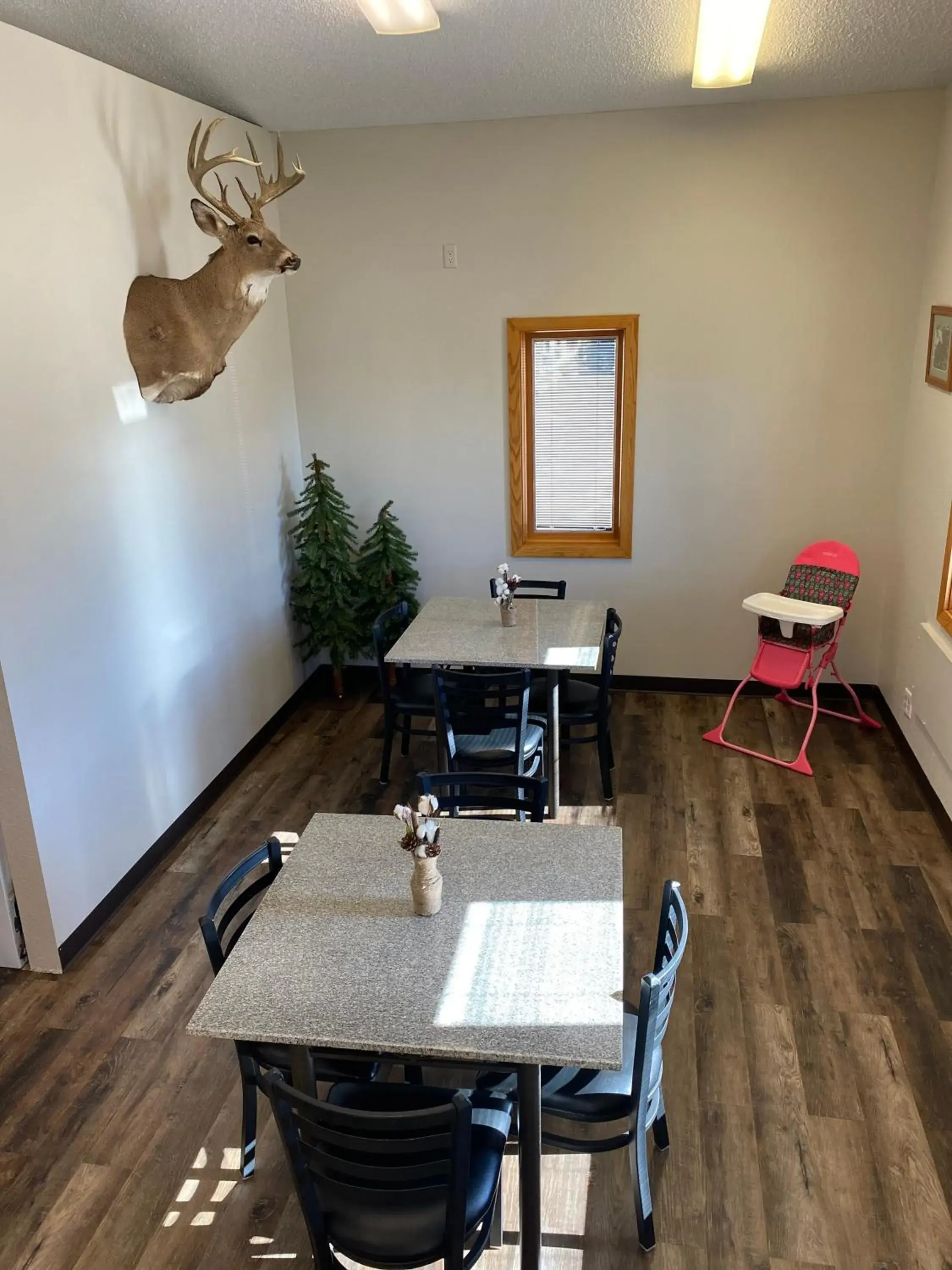 Breakfast in Glendive Lodge Breakfast in Glendive Lodge