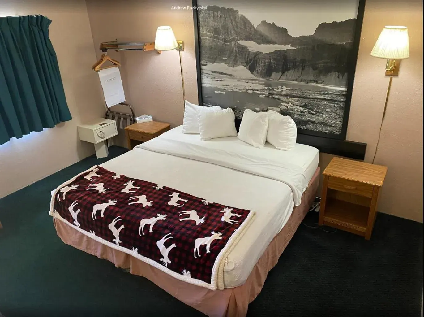 Bed in Glendive Lodge Bed in Glendive Lodge