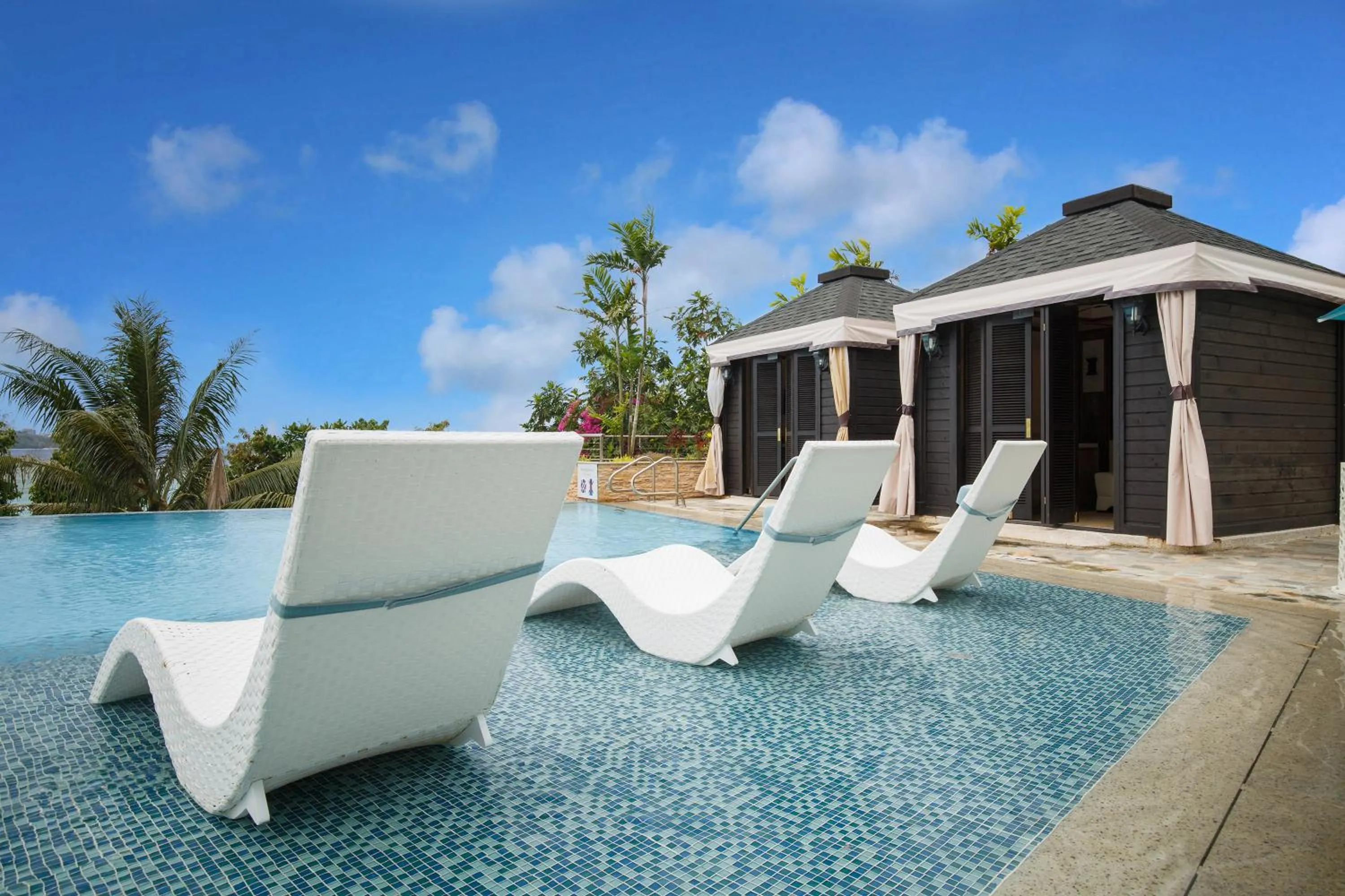 Beach in Lotte Hotel Guam