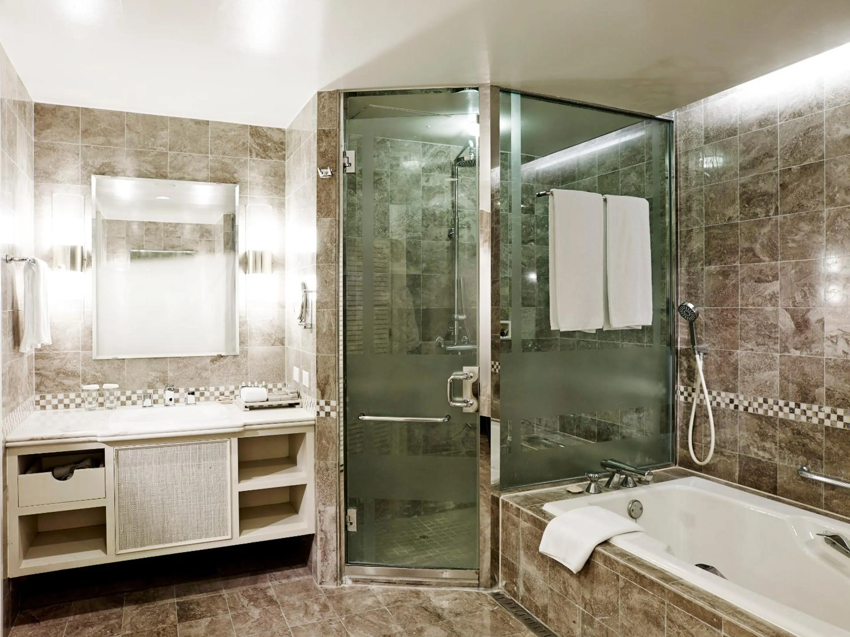 Bathroom in Lotte Hotel Guam