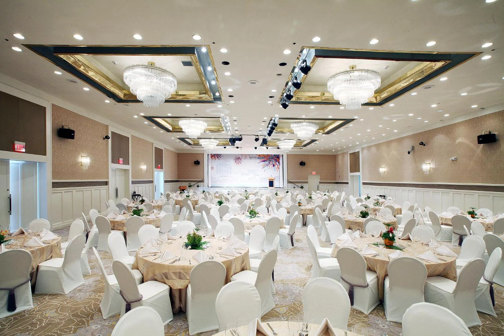 Business facilities in Lotte Hotel Guam