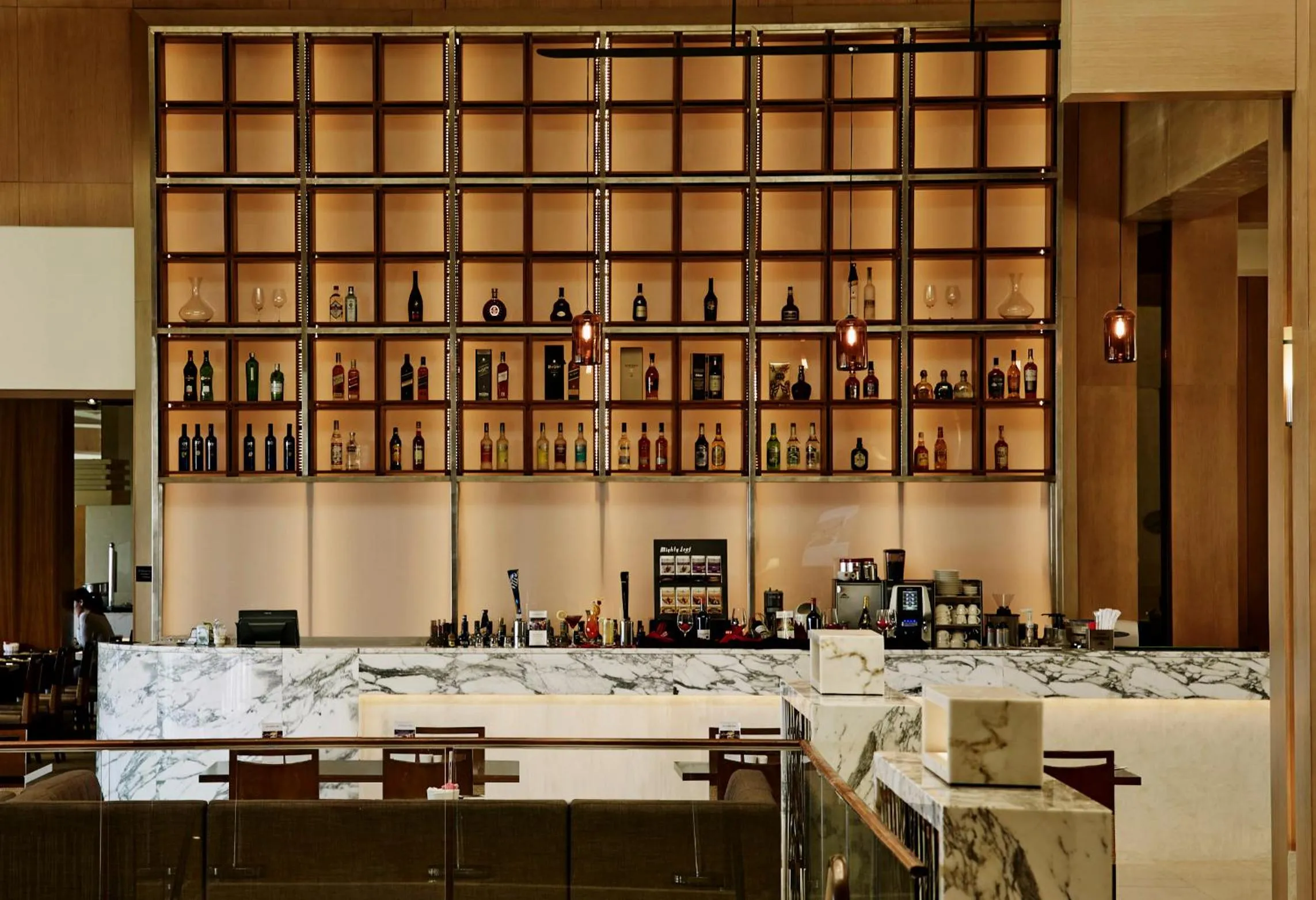 Lounge or bar in Lotte Hotel Guam