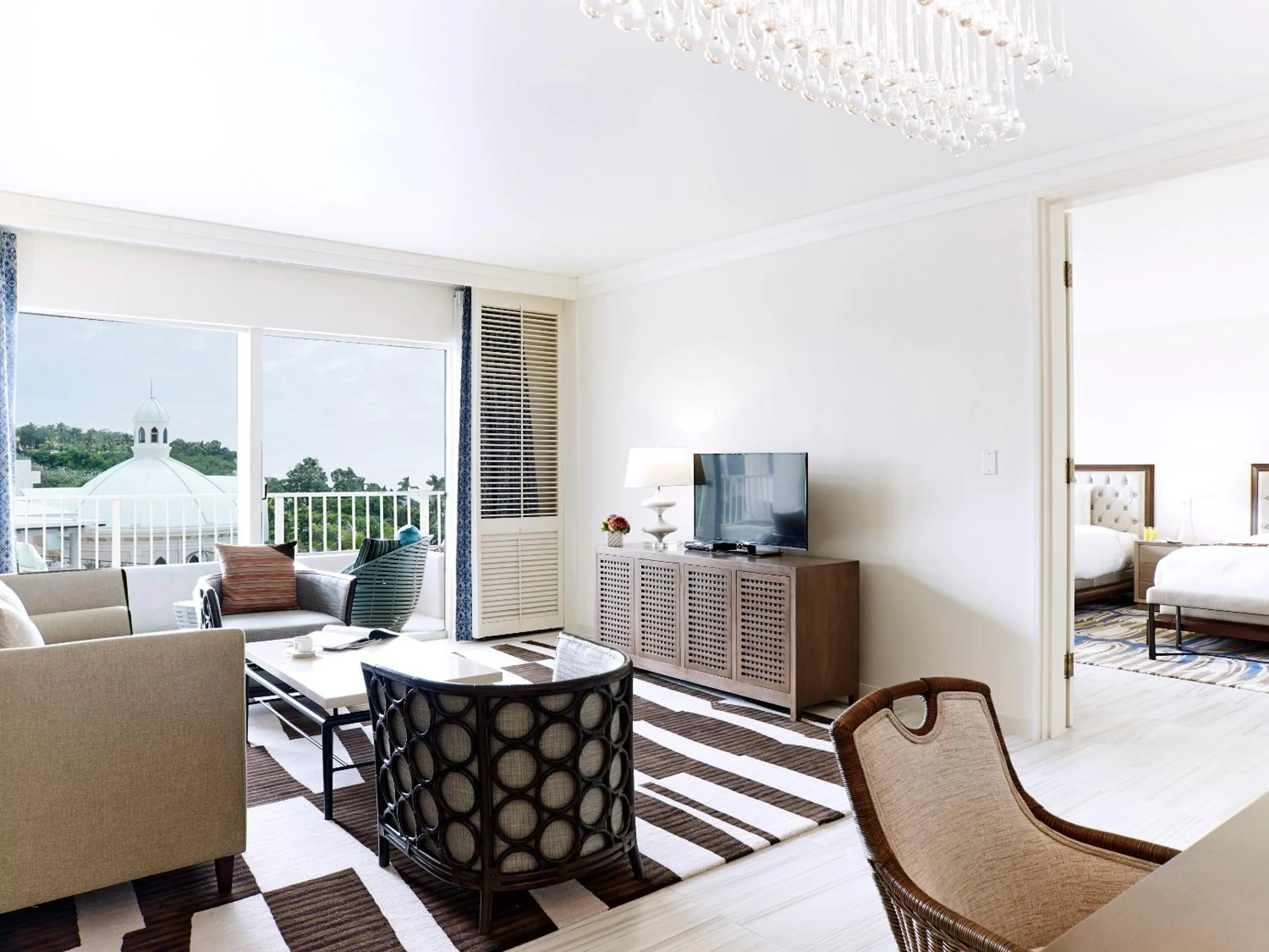 Living room in Lotte Hotel Guam