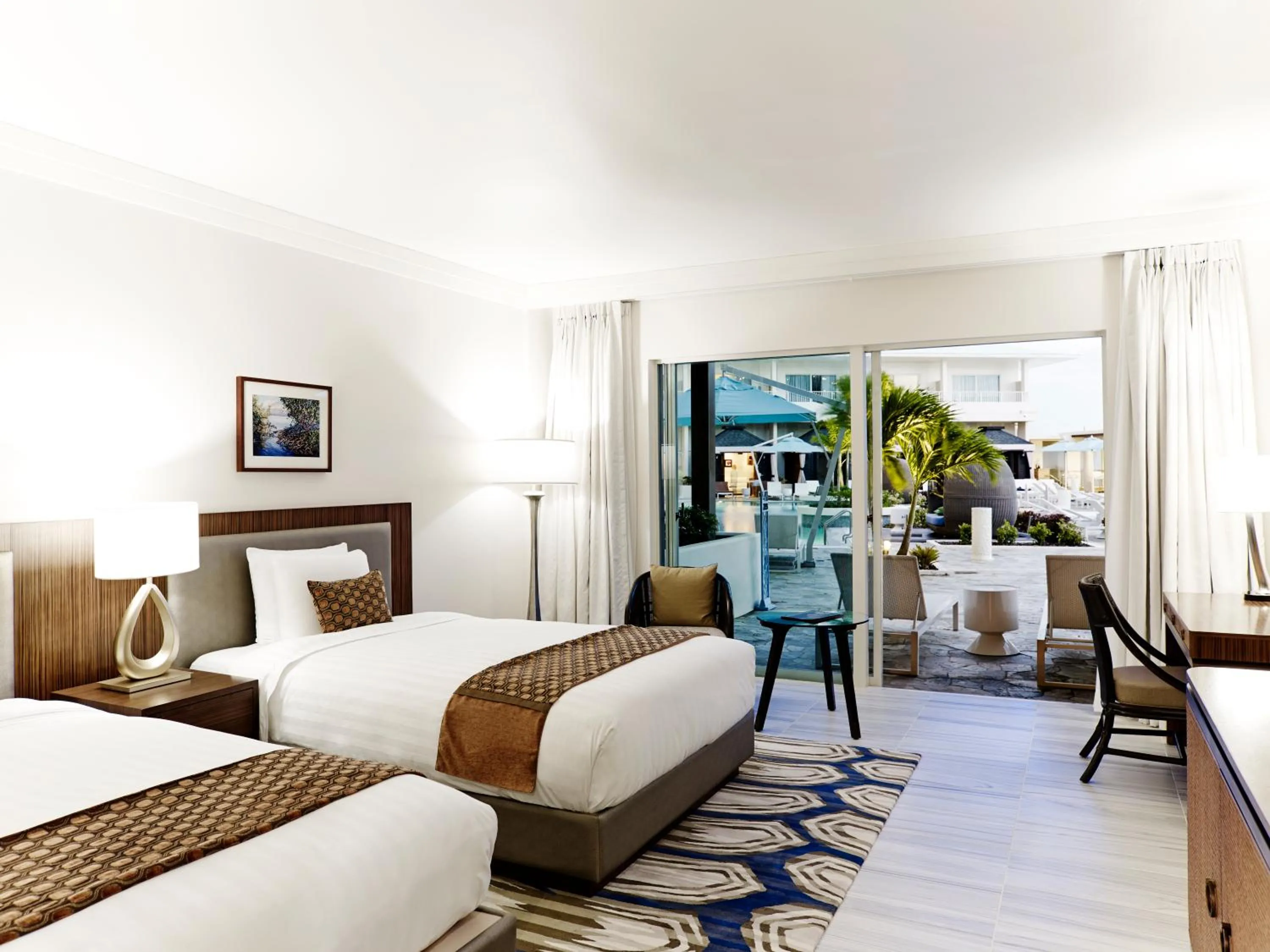 Bedroom, Bed in Lotte Hotel Guam