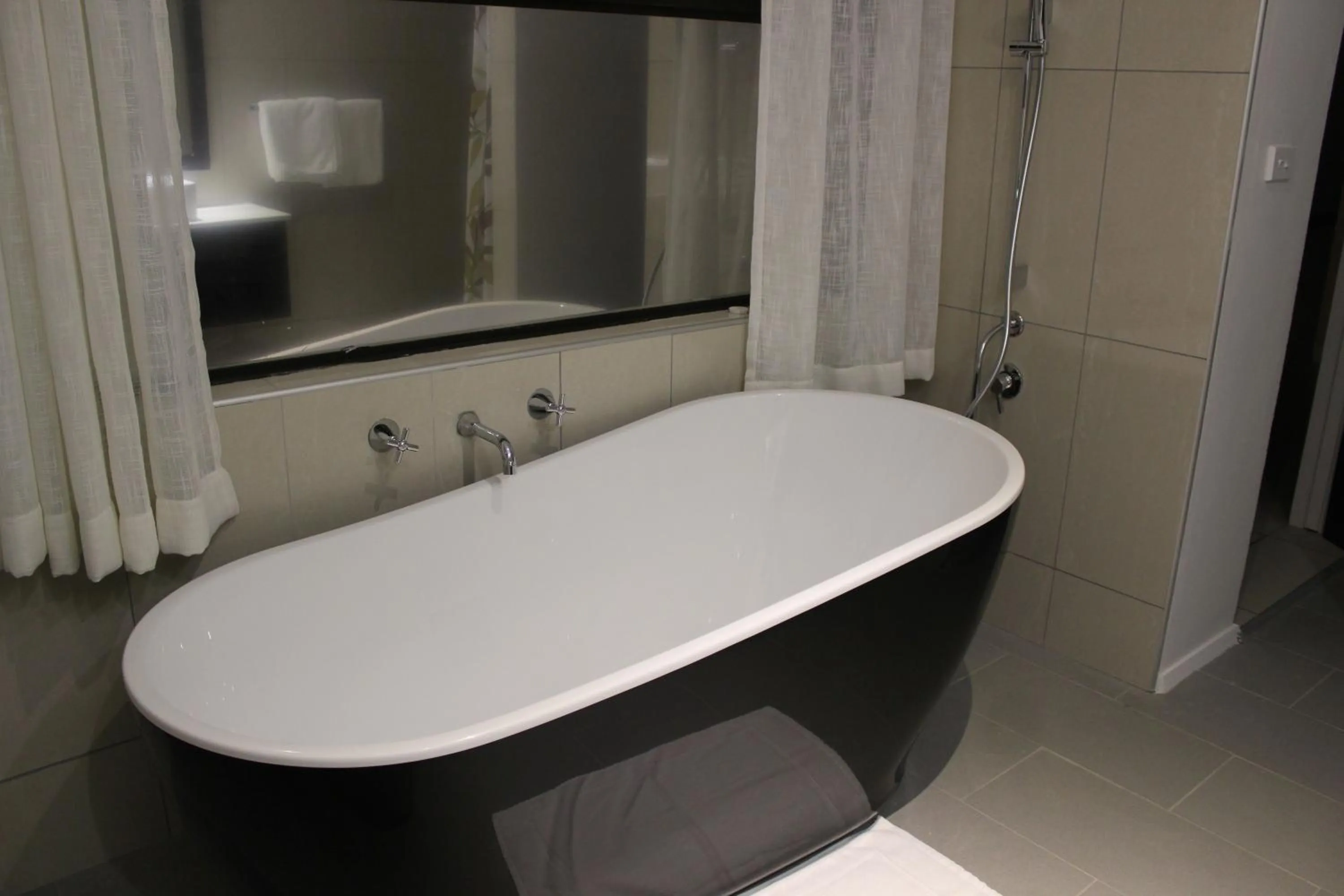 Bathroom in Sapphire Bay Fiji