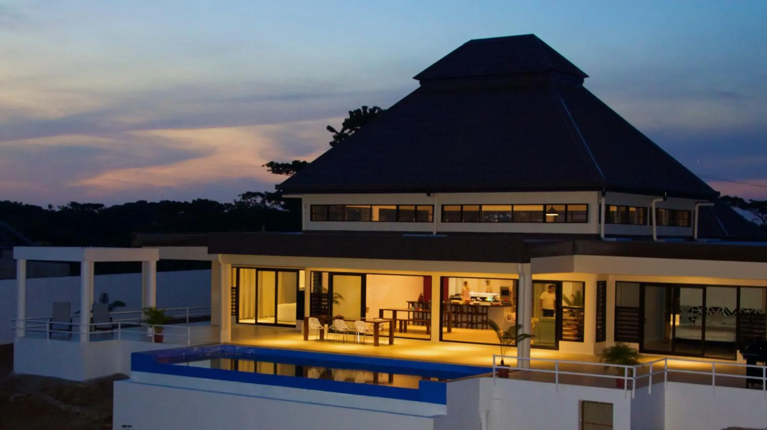 Luxury Four-Bedroom Villa in Sapphire Bay Fiji Luxury Four-Bedroom Villa in Sapphire Bay Fiji