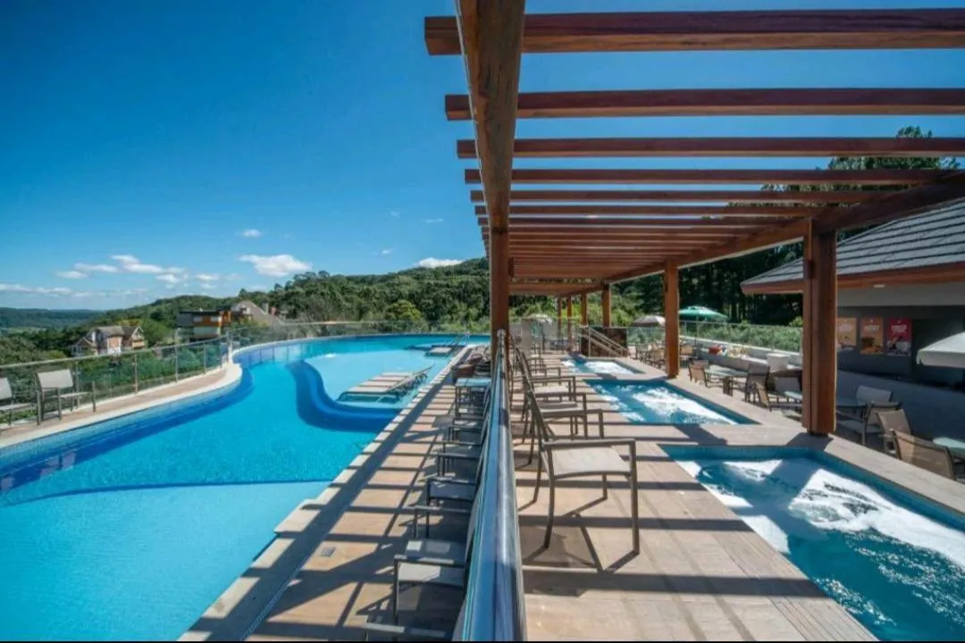 Hot Tub in Resort Gramado Golden Laghetto
