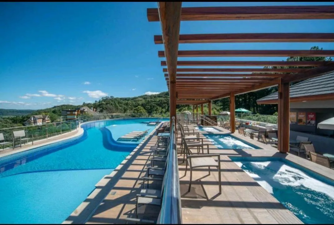 Swimming pool in Resort Gramado Golden Laghetto