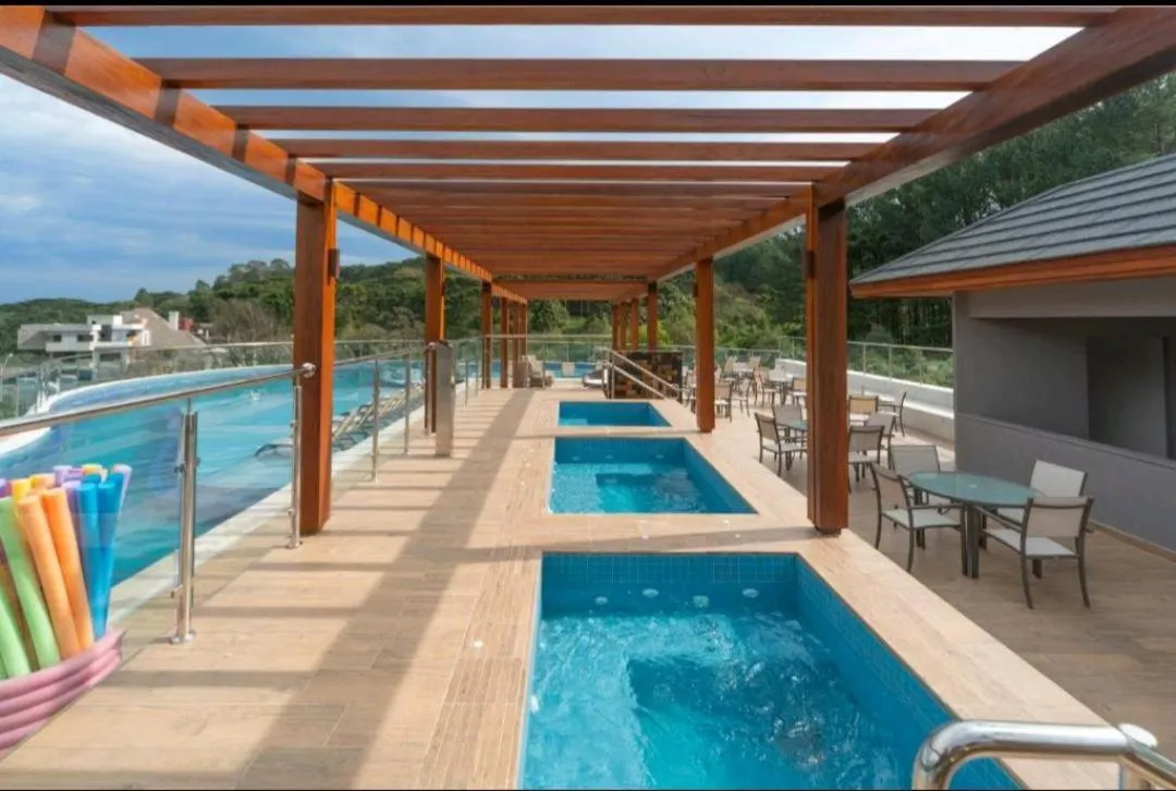 Swimming pool in Resort Gramado Golden Laghetto