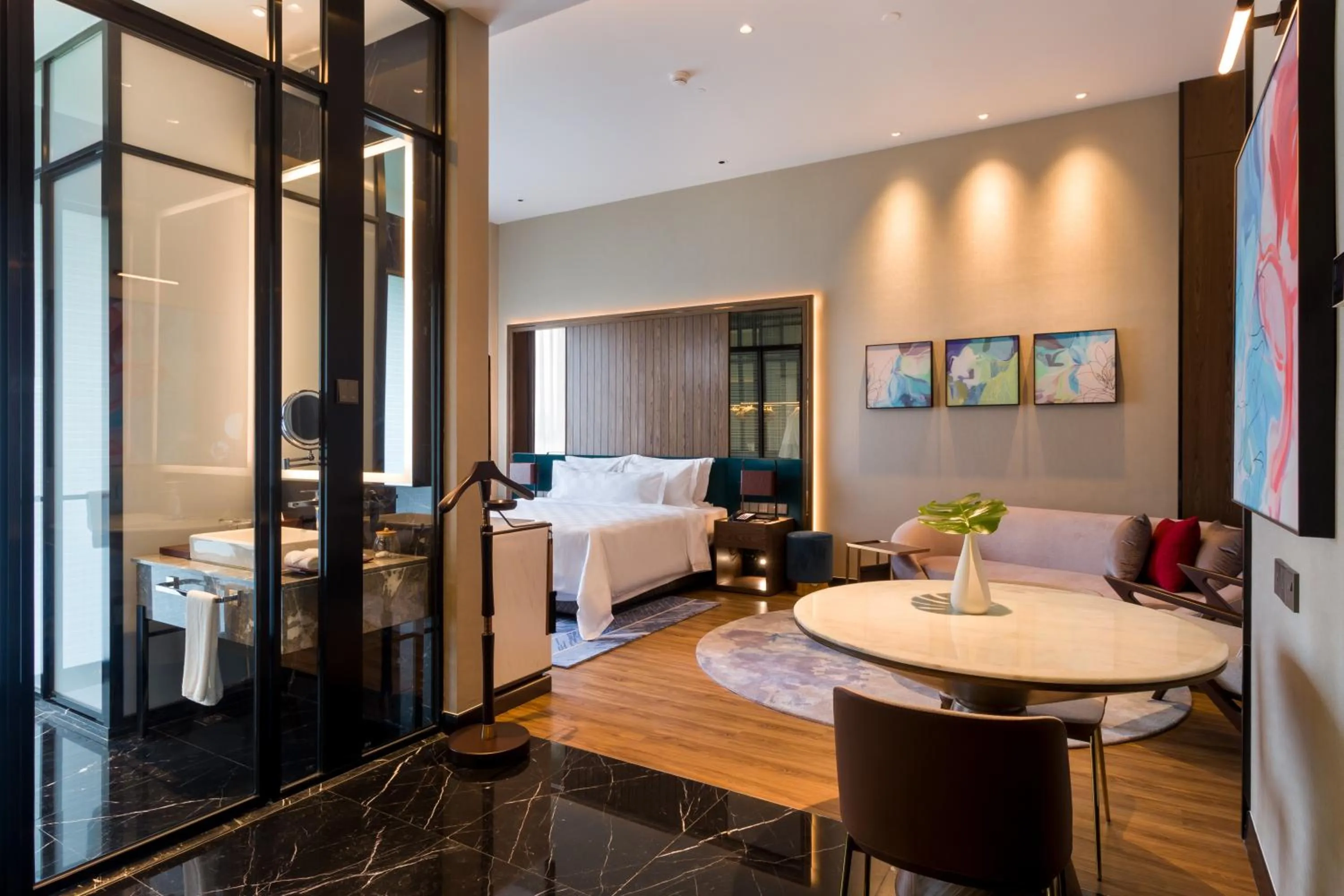 Bed in M Resort & Hotel Kuala Lumpur