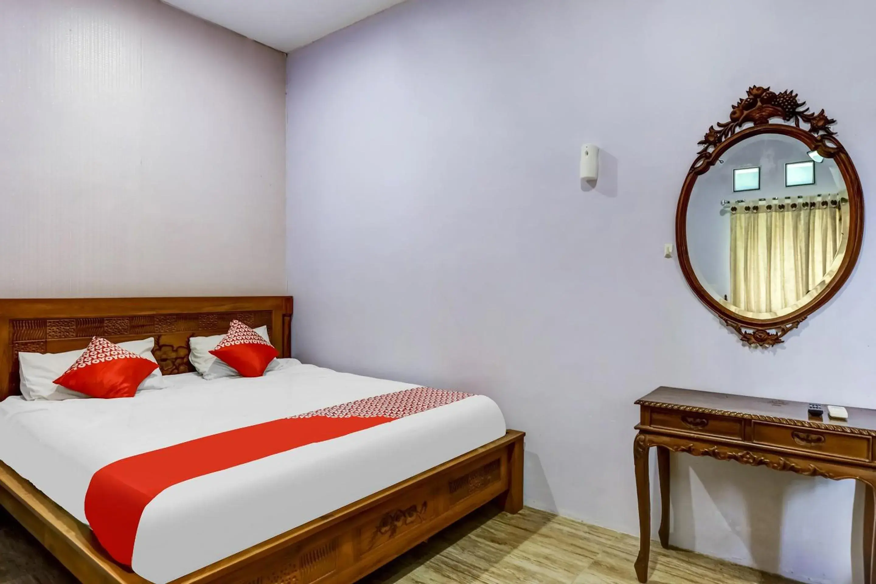 Deluxe Double Room in Hotel O Rumah Cantik Homestay Syariah Deluxe Double Room in Hotel O Rumah Cantik Homestay Syariah