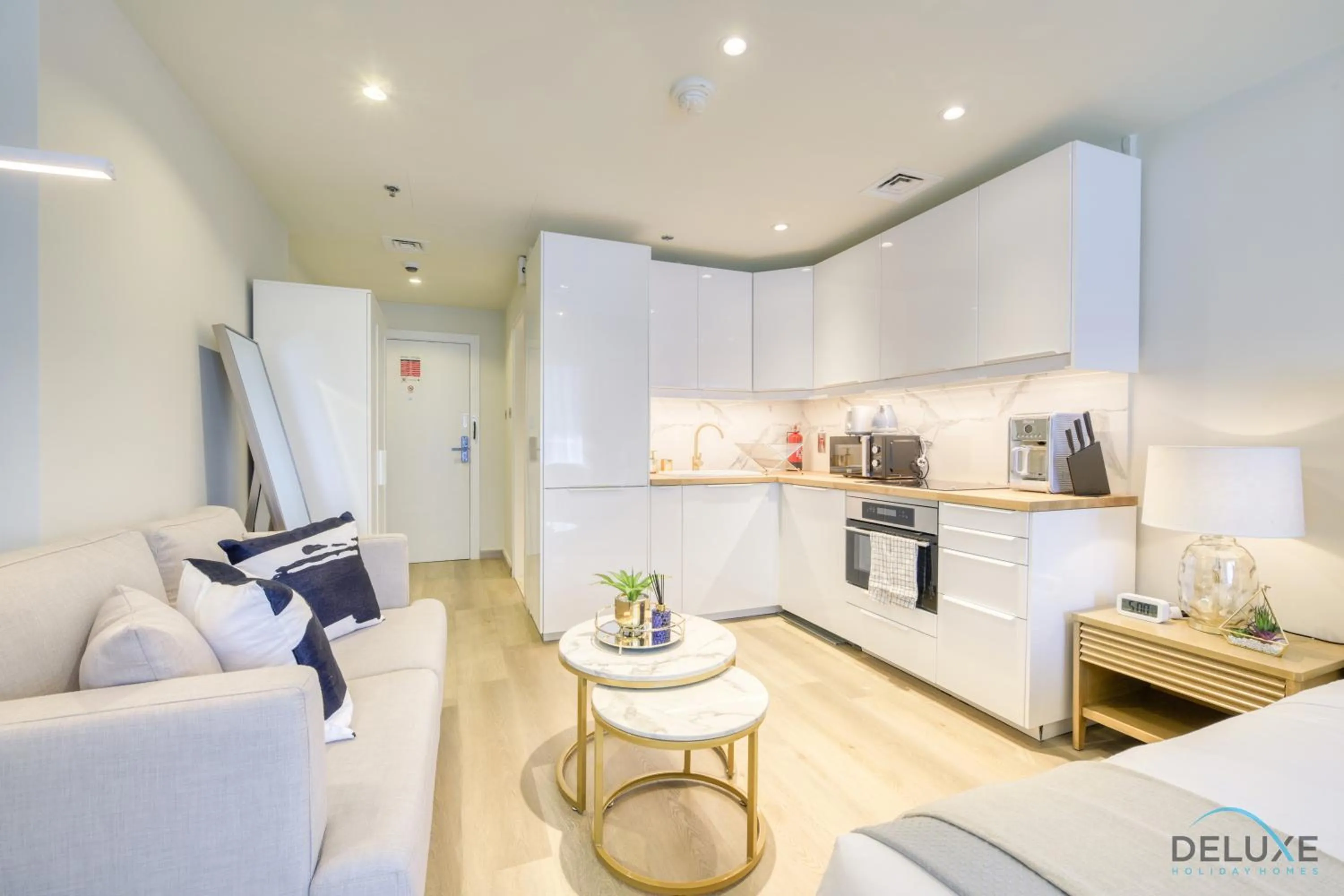 Kitchen or kitchenette in Stunning Studio at Marina Views A Dubai Marina by Deluxe Holiday Homes