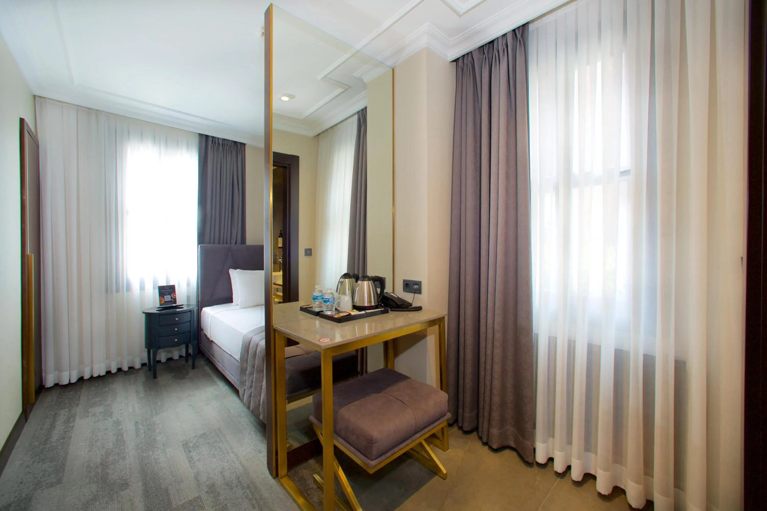 Bedroom, Bed in Yusufpasa Konagi - Special Class