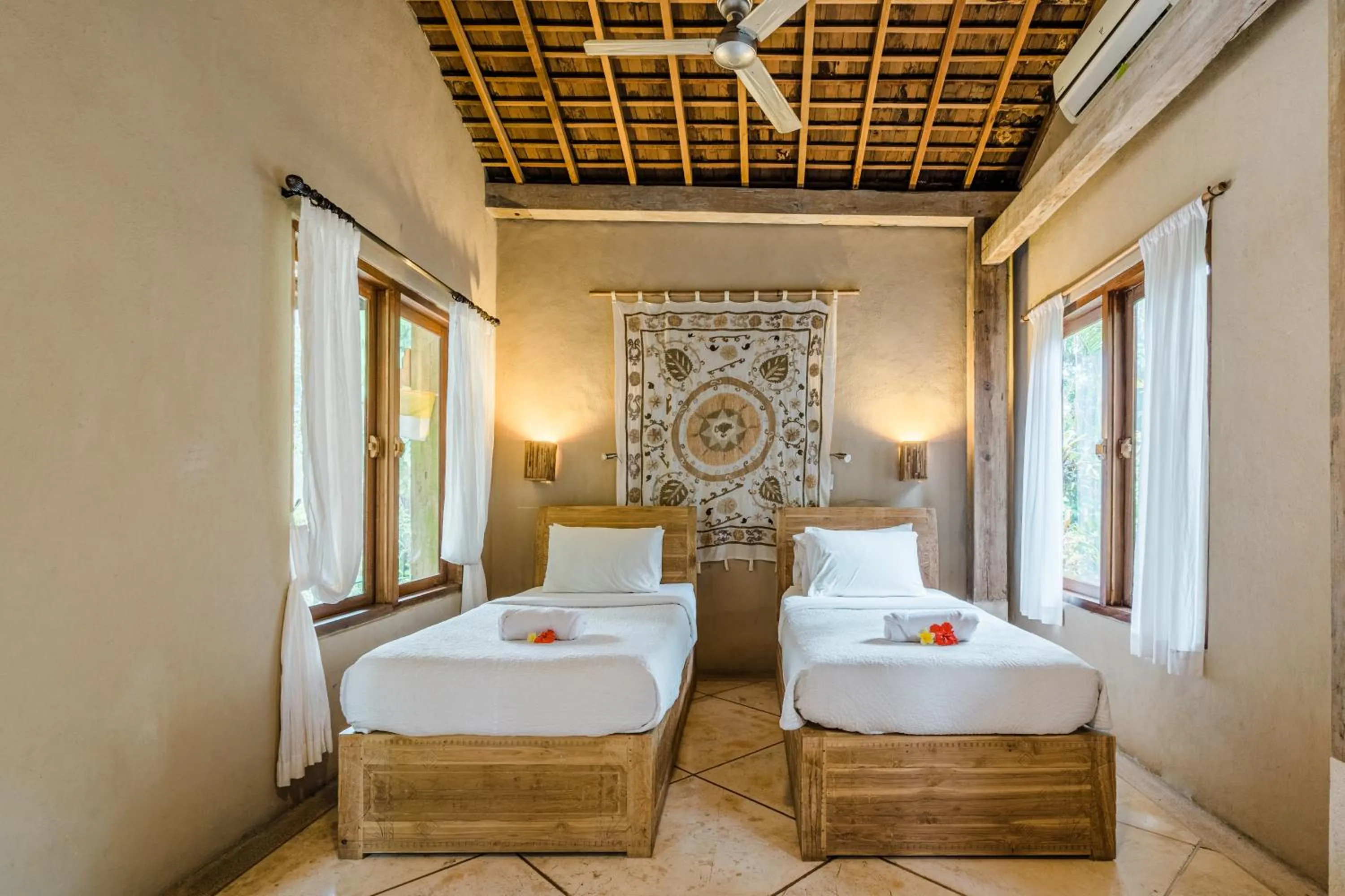 Bedroom, Bed in Aalaya Villa by Betterplace