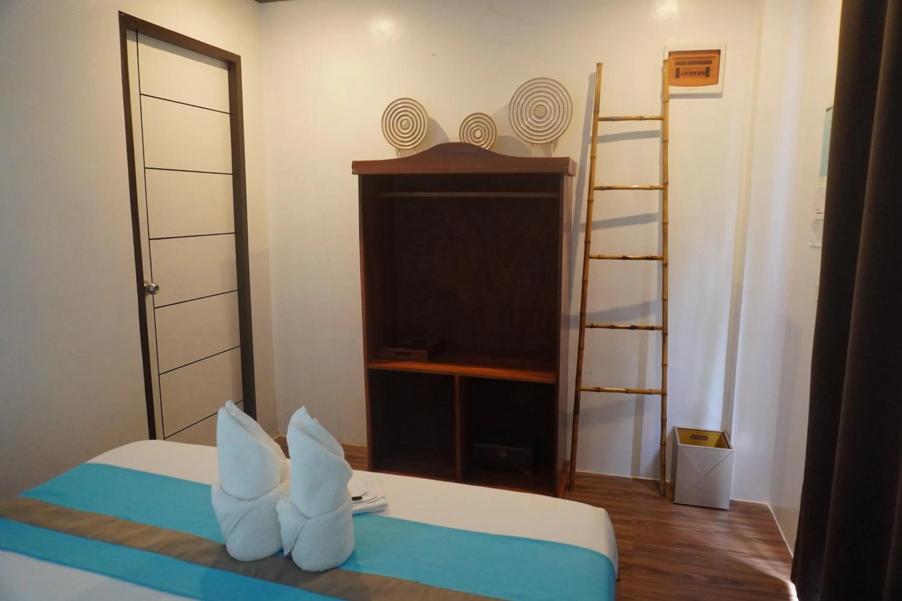 Bed in Keira Backpackers