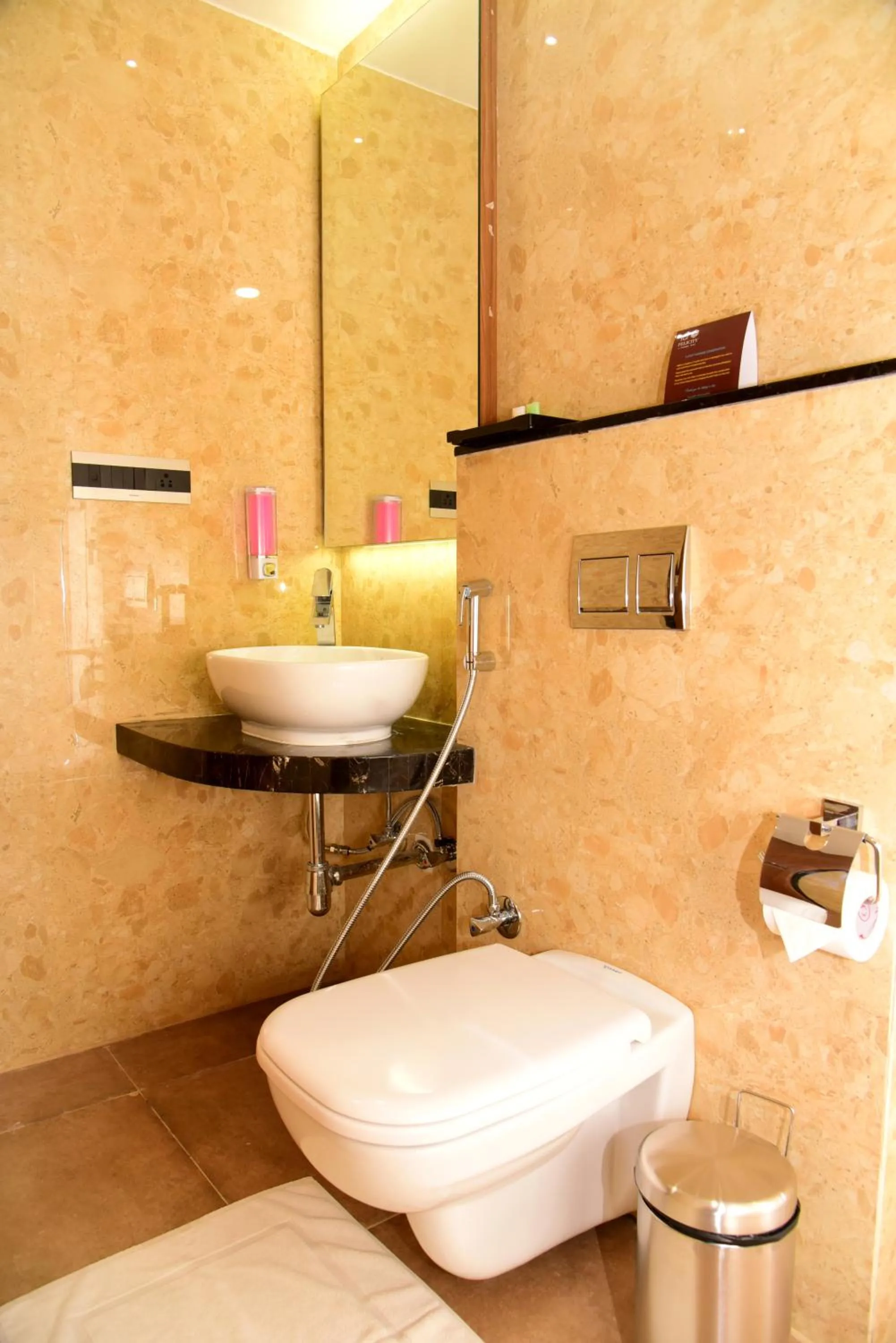 Bathroom in TGI Felicity