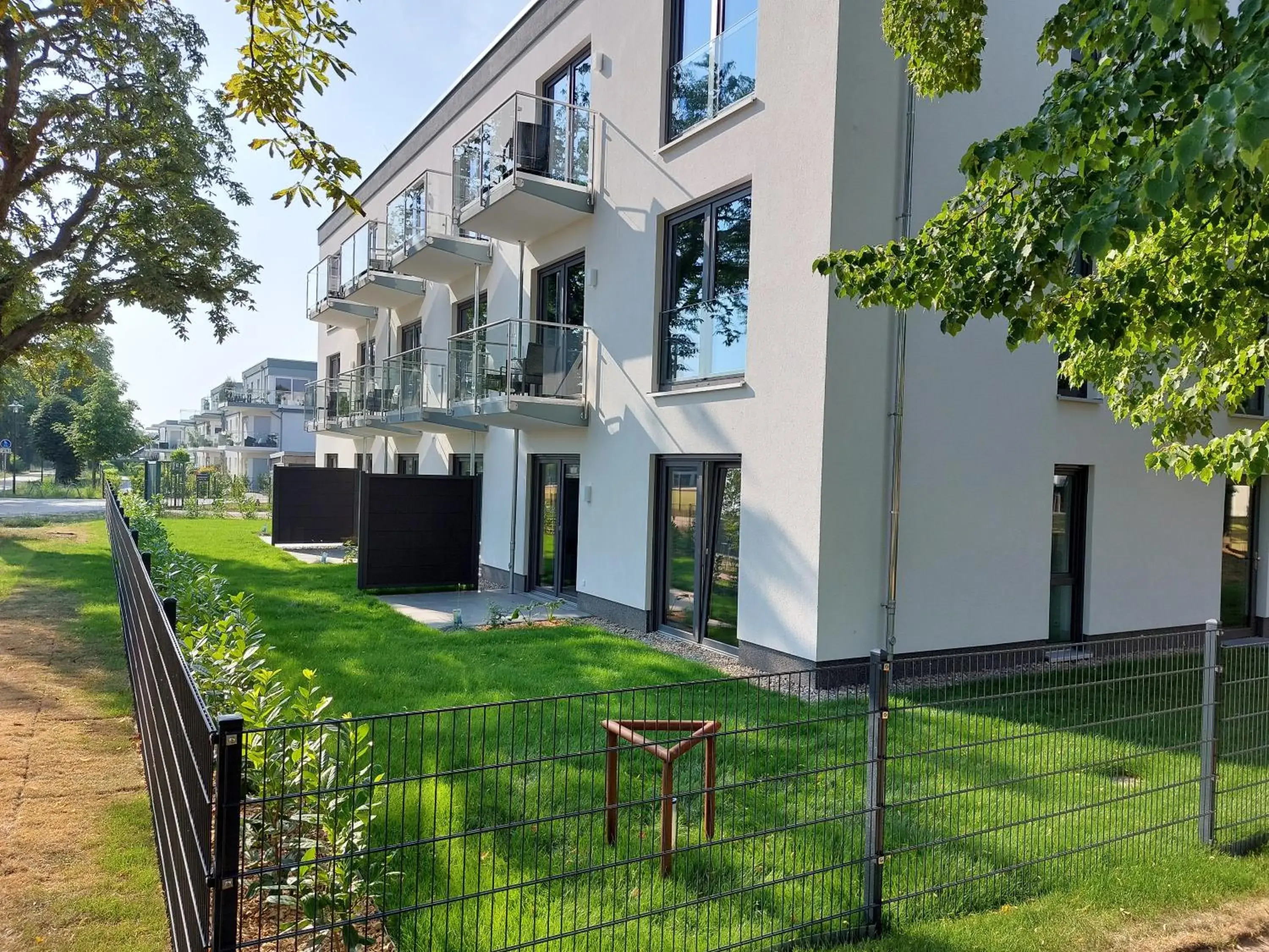 Sporthotel Neuruppin - Apartmenthaus mit Ferienwohnungen Sporthotel Neuruppin - Apartmenthaus mit Ferienwohnungen