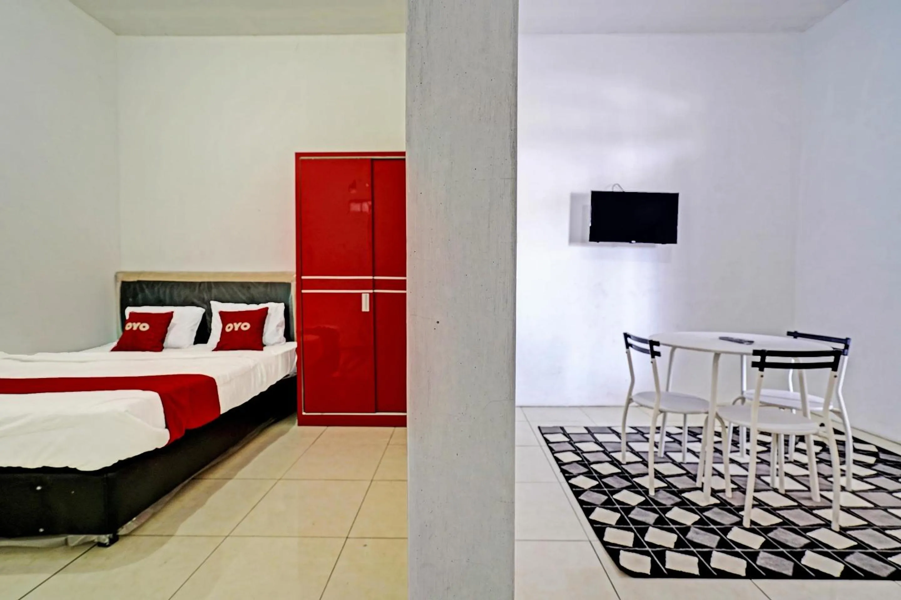 Bedroom, Bed in OYO 91329 Guest House Le-banon Syariah