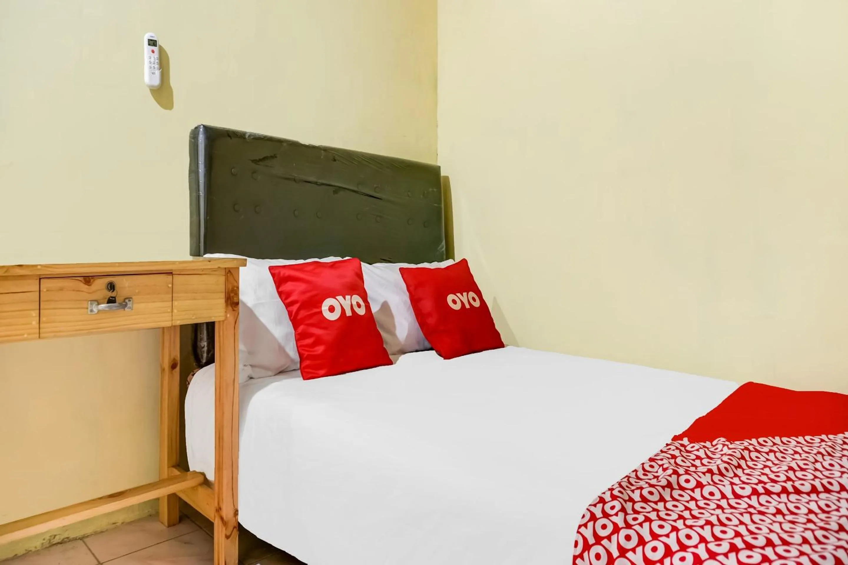 Bedroom, Bed in OYO Life 91335 Micheline Family 2 Syariah