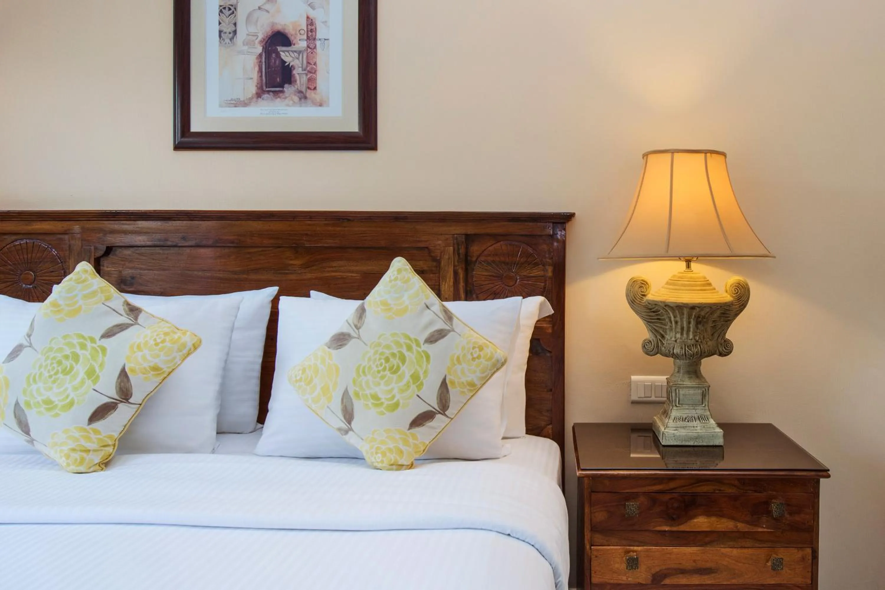 Bed in Al Hamra Village Hotel