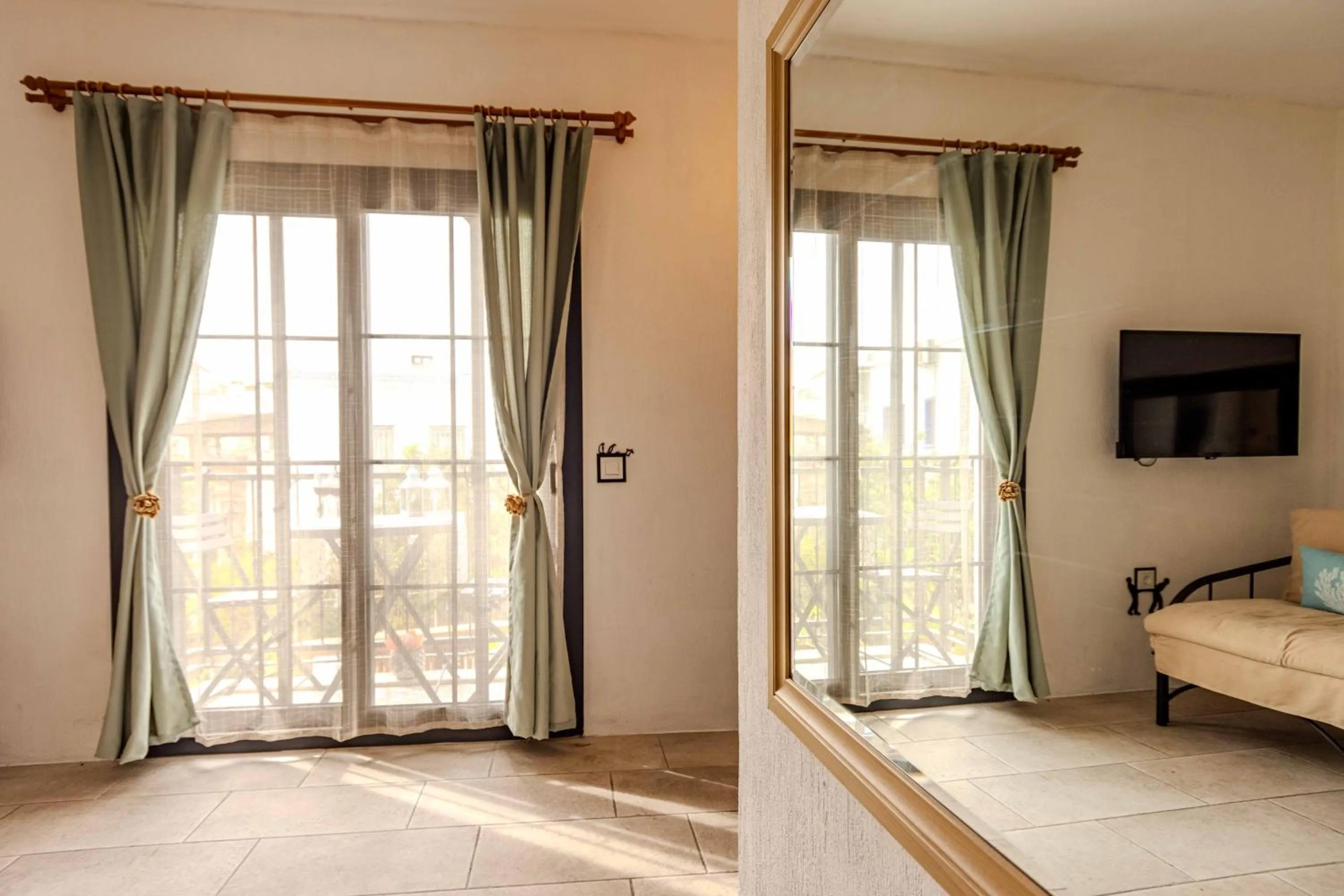 Bed in Arden's House