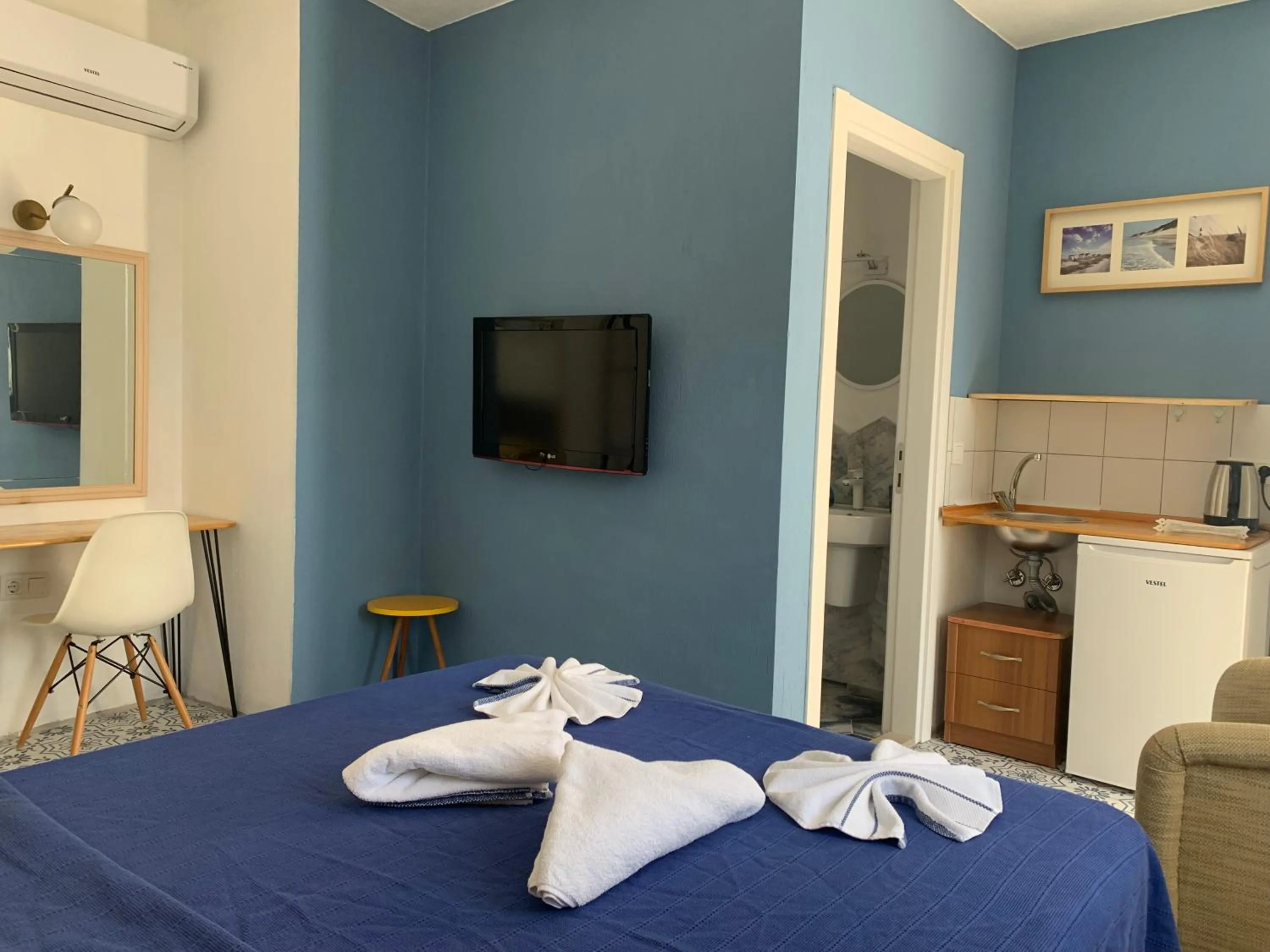 TV and multimedia, Bed in Arden's House