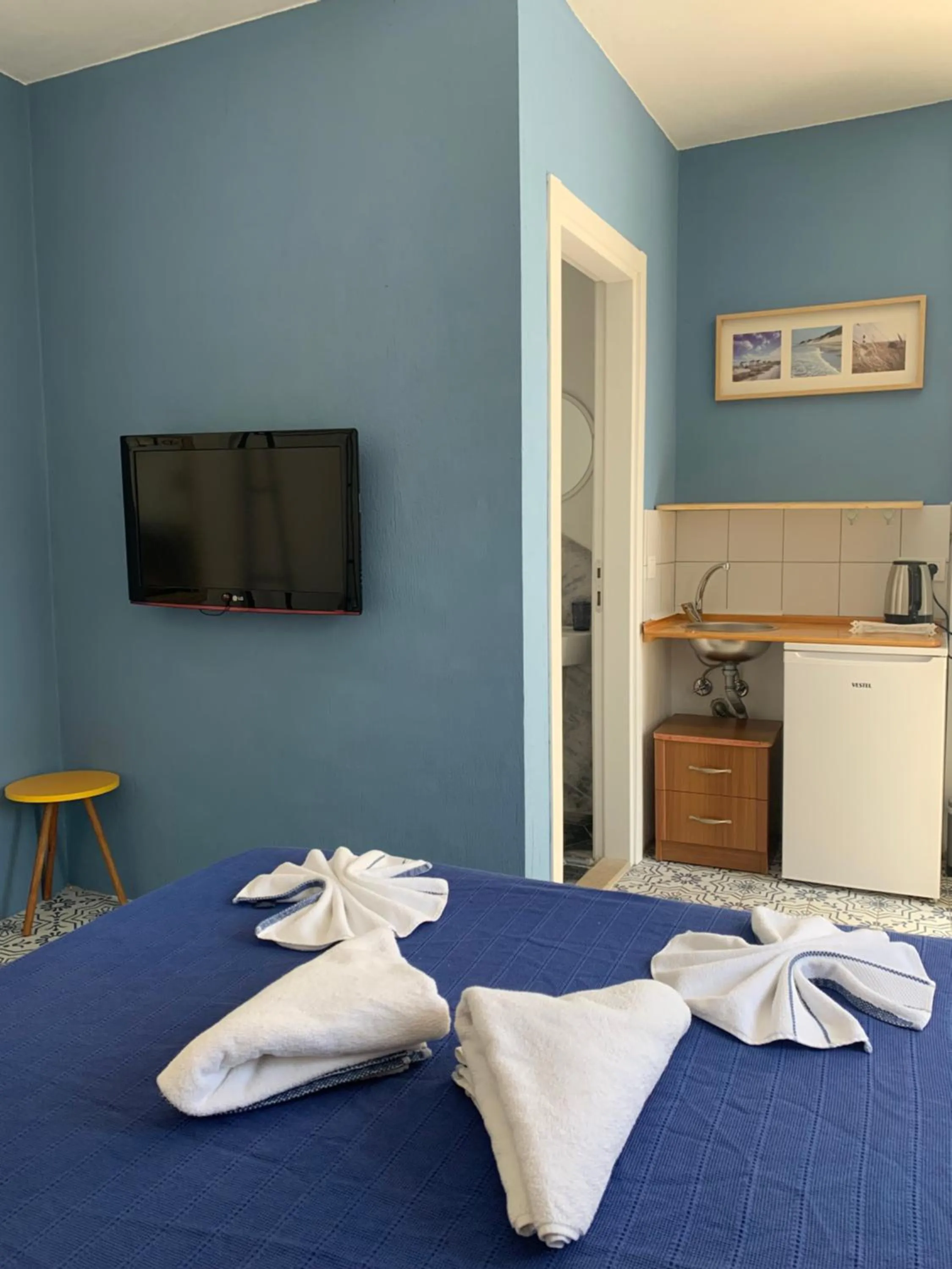 Bed in Arden's House