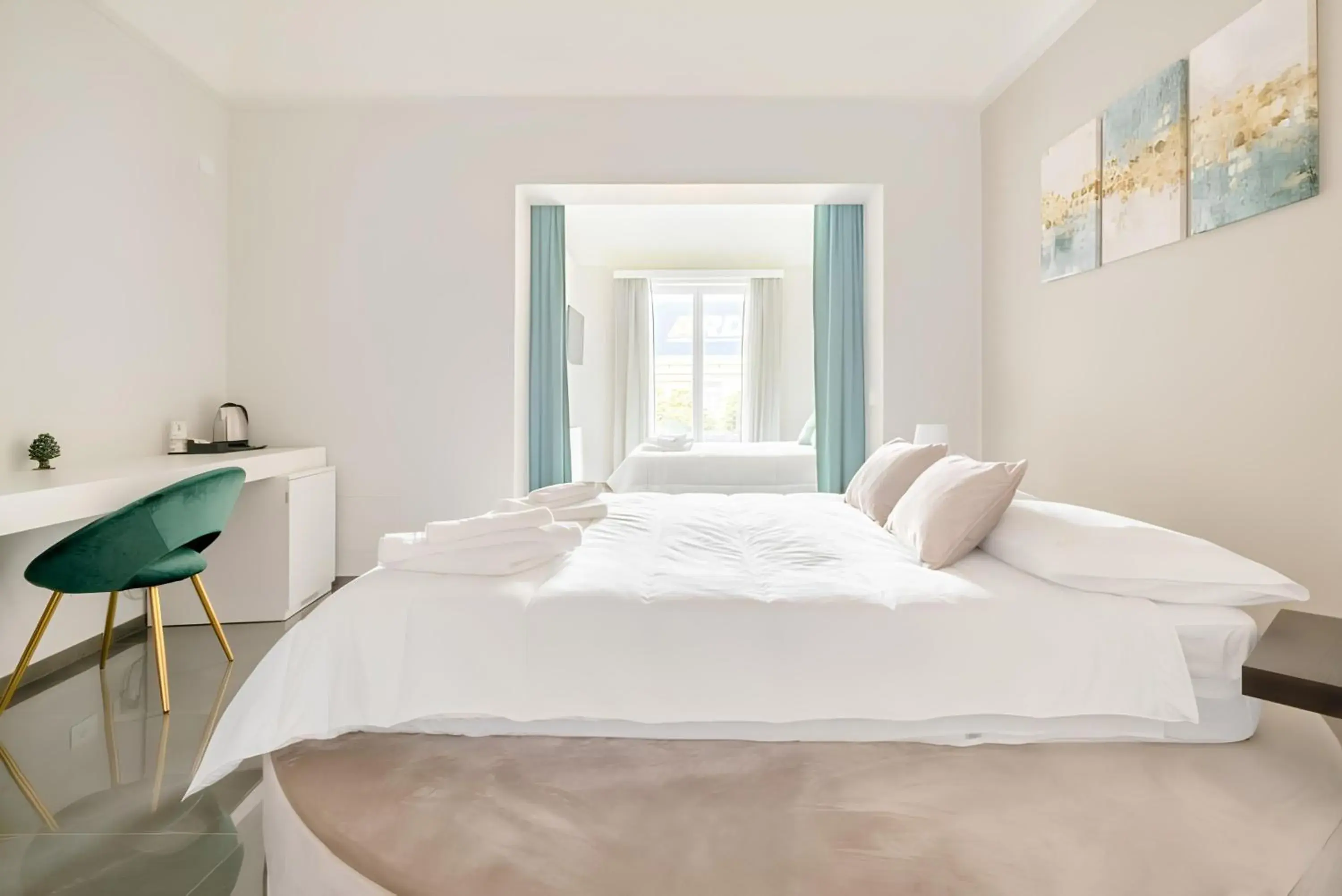 Luxury Quadruple Room in Shoruq Luxury Quadruple Room in Shoruq