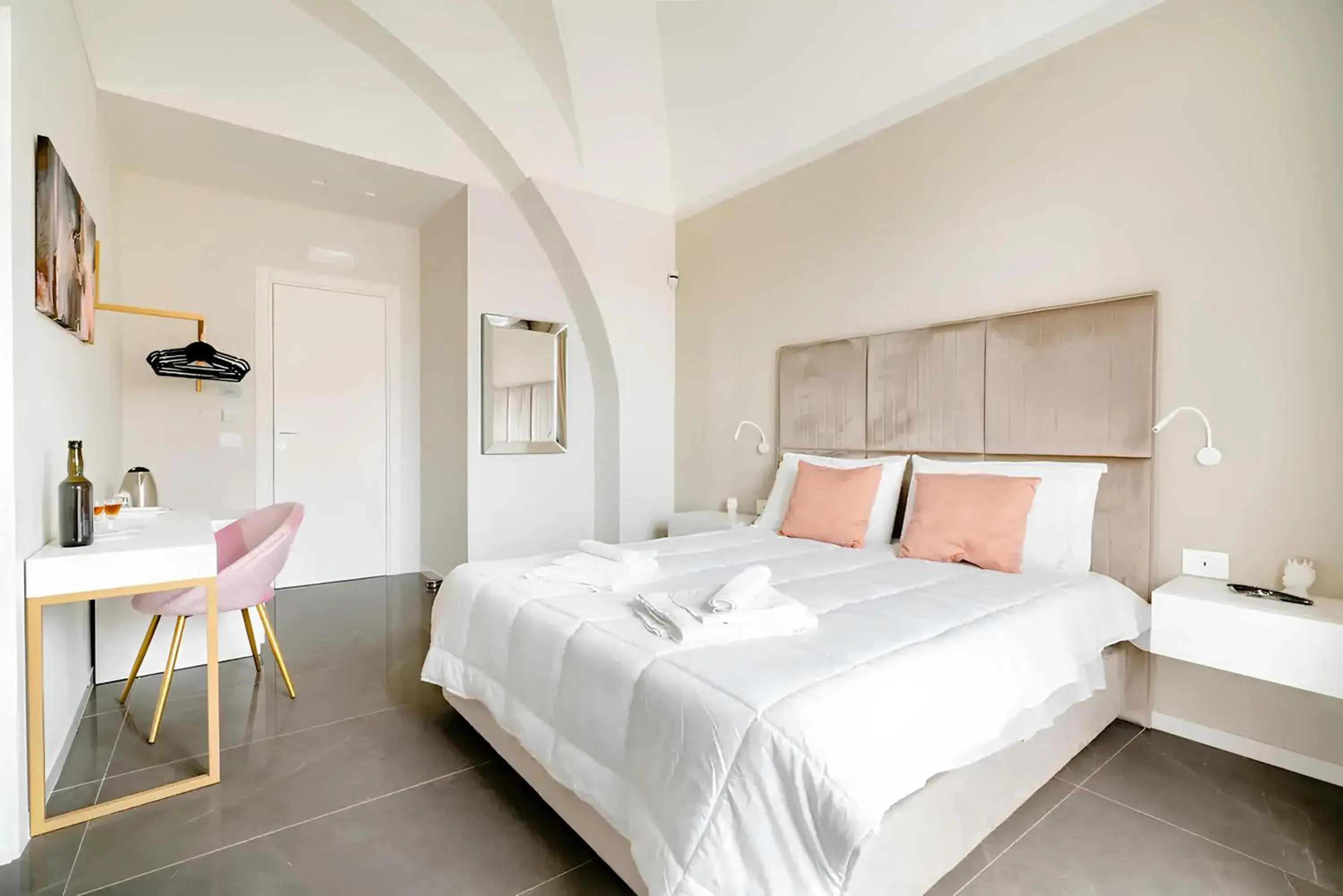 Deluxe Double Room with Shower in Shoruq Deluxe Double Room with Shower in Shoruq