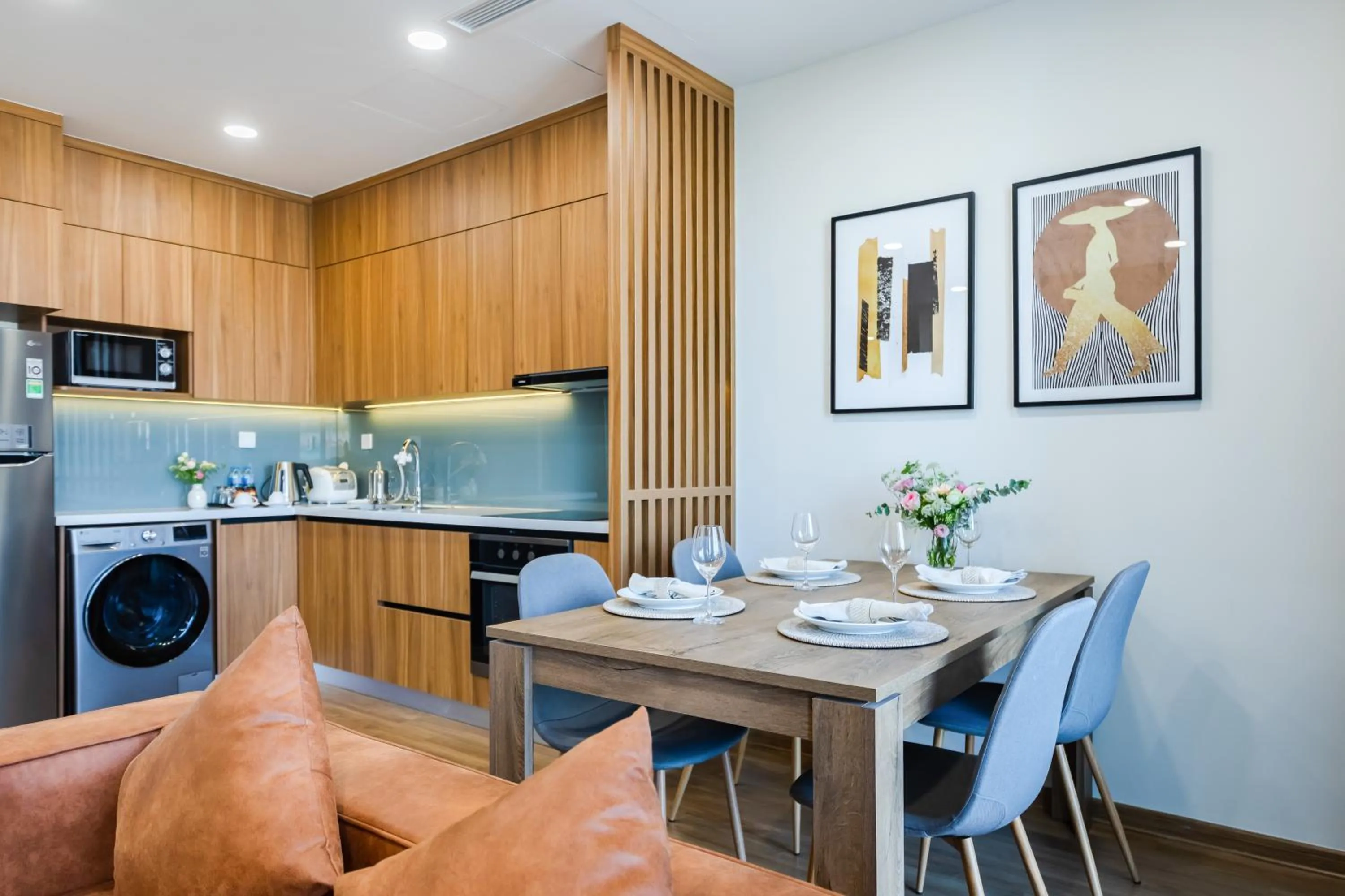 Dining area in Five Star Westlake 1st-4th Floors Hotel & Serviced Apartment