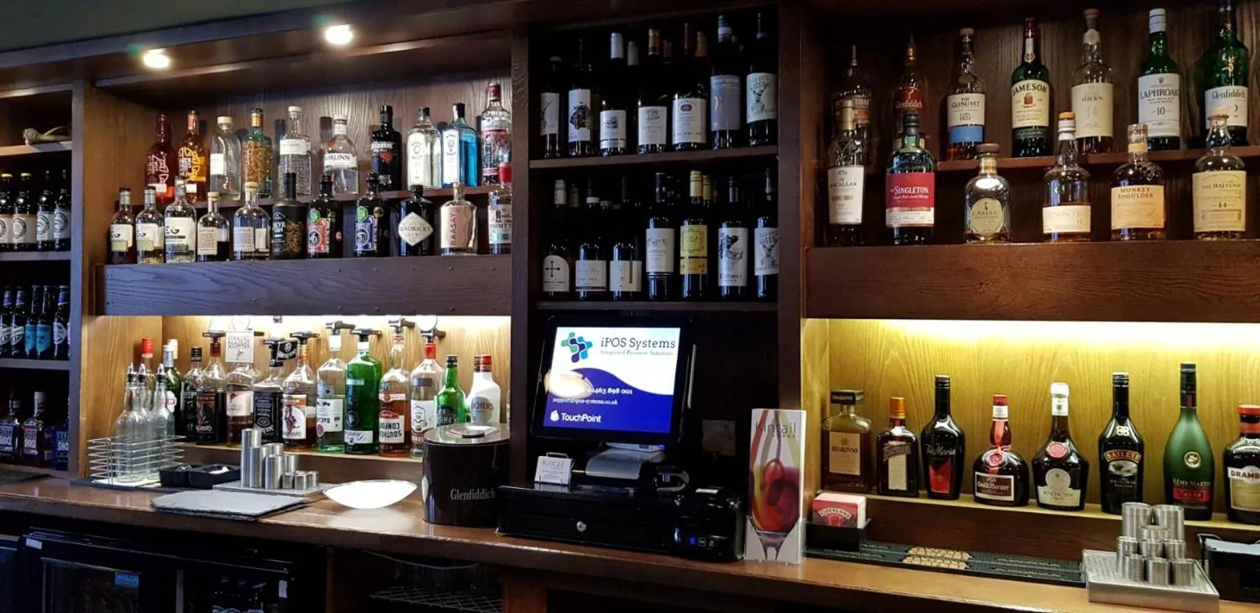 Lounge or bar in Kintail Lodge Hotel