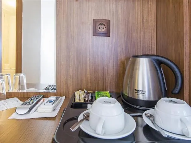 Coffee/Tea Facilities in Sultan's Inn