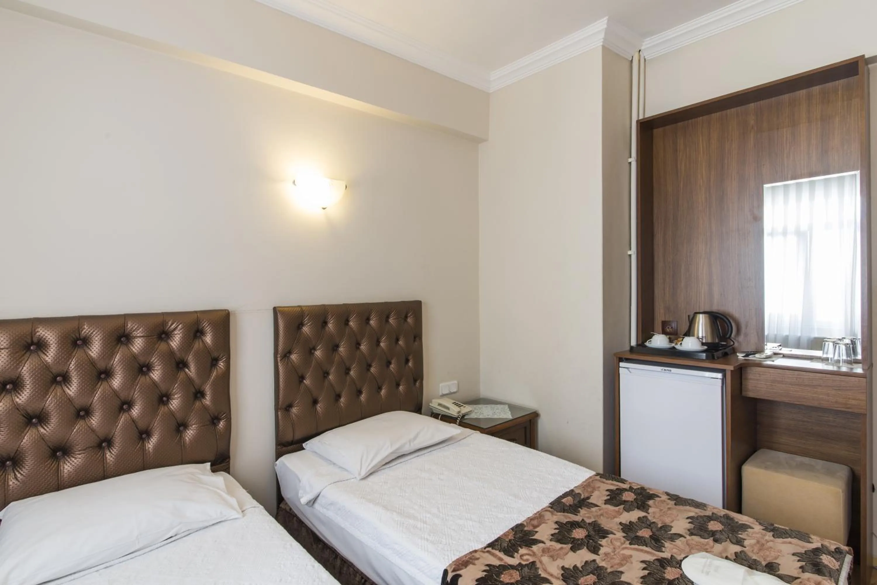 Photo of the whole room in Sultan's Inn