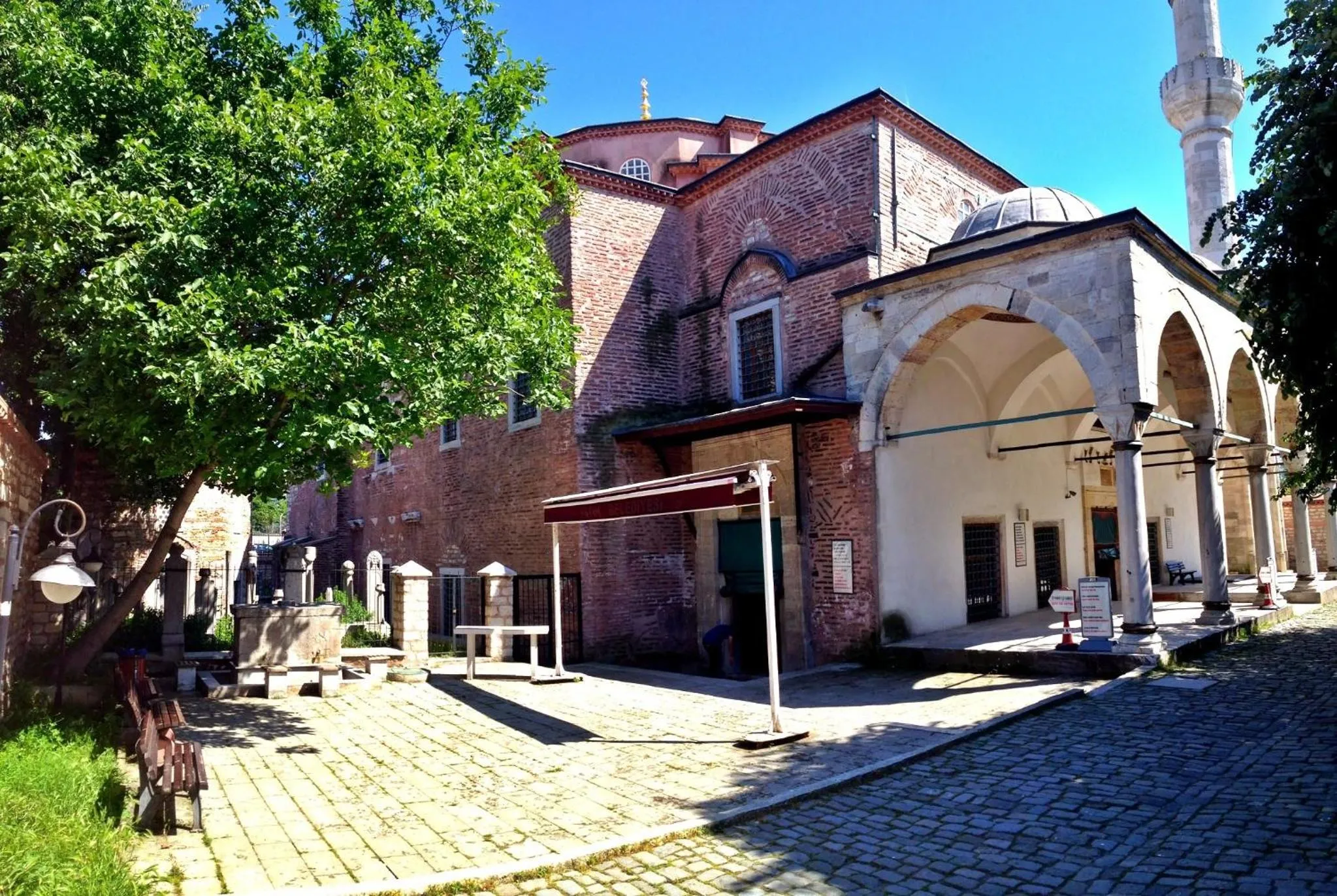 Area and facilities, Property Building in Sultan's Inn