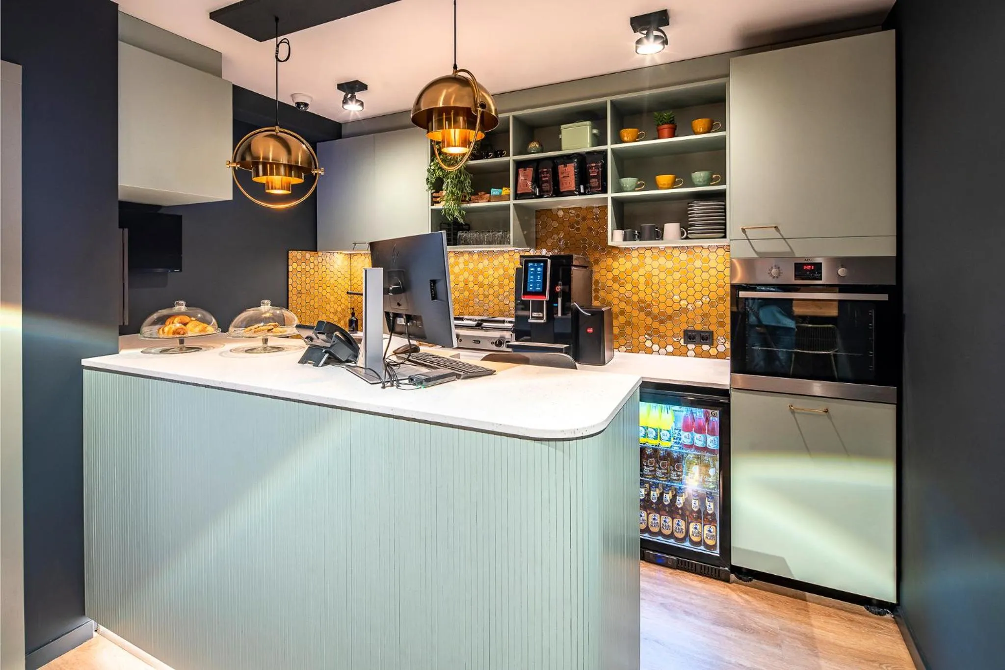 Coffee/tea facilities in The Bee Hostel