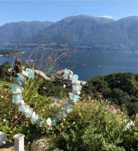 Sollevante Ascona mit Pool und fantastischem Seesicht