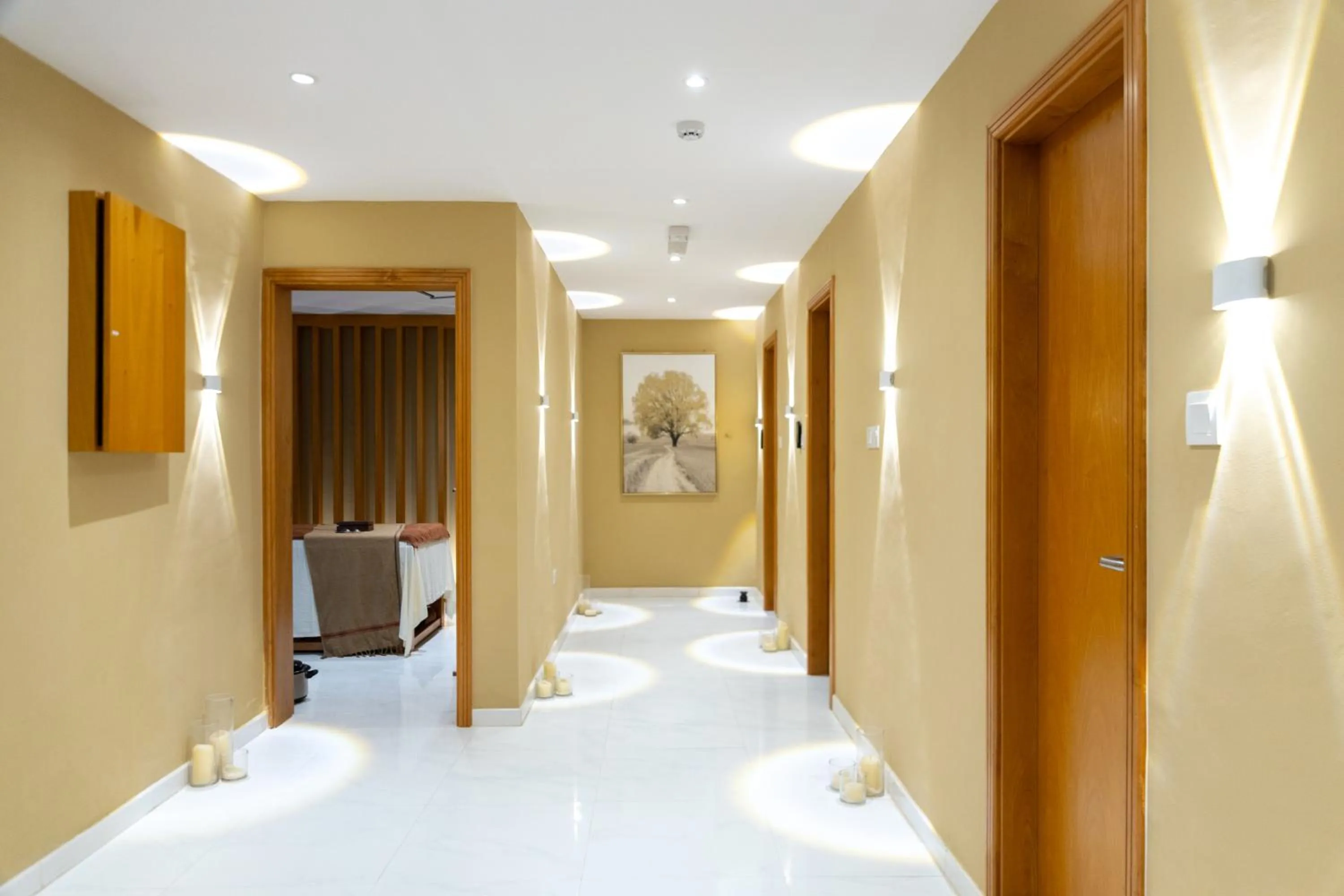 Bed in Al Shatti Villas