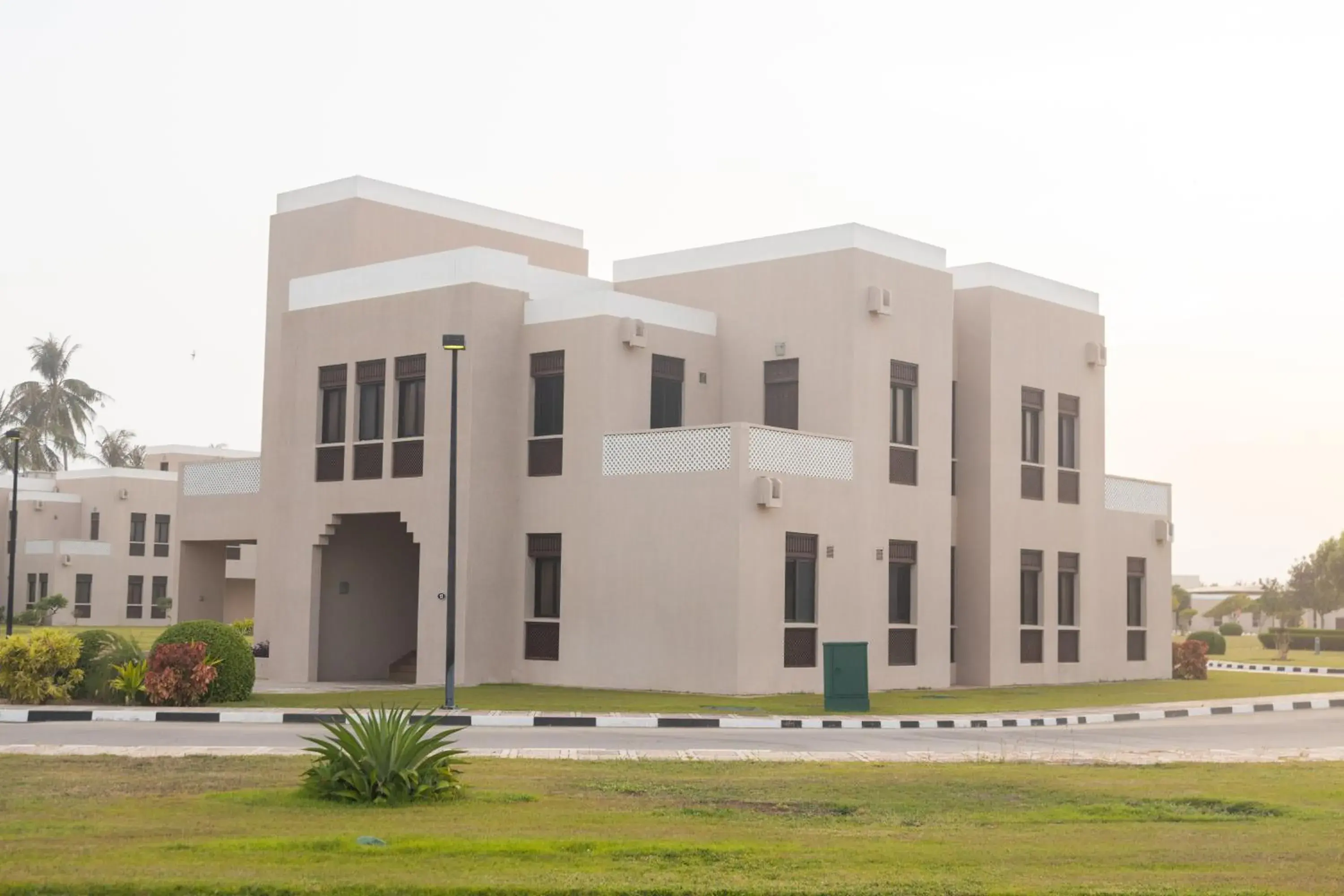 Premium 6 Bedroom Villa in Al Shatti Villas Premium 6 Bedroom Villa in Al Shatti Villas