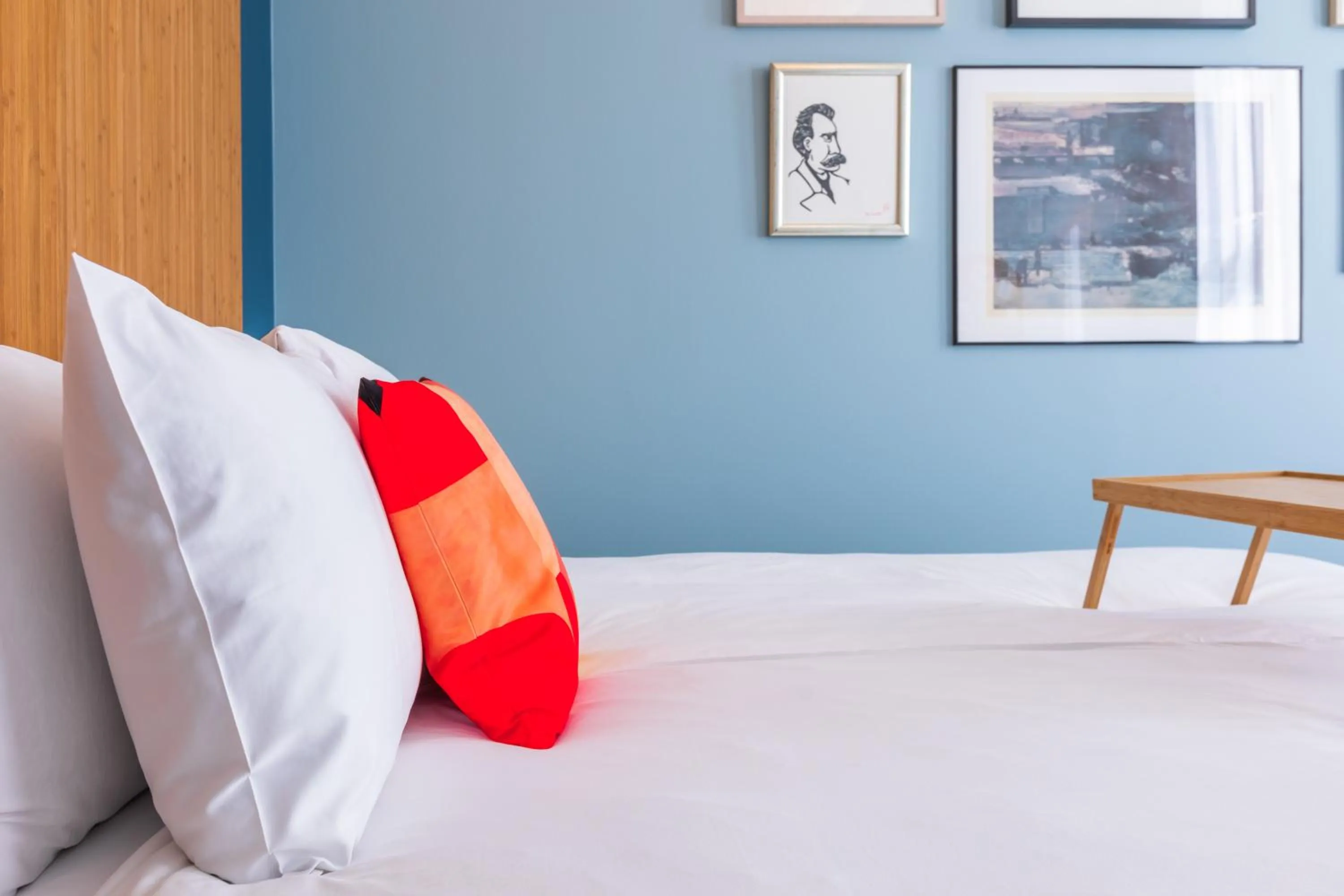 Bed in Vie Via - Your Hotel