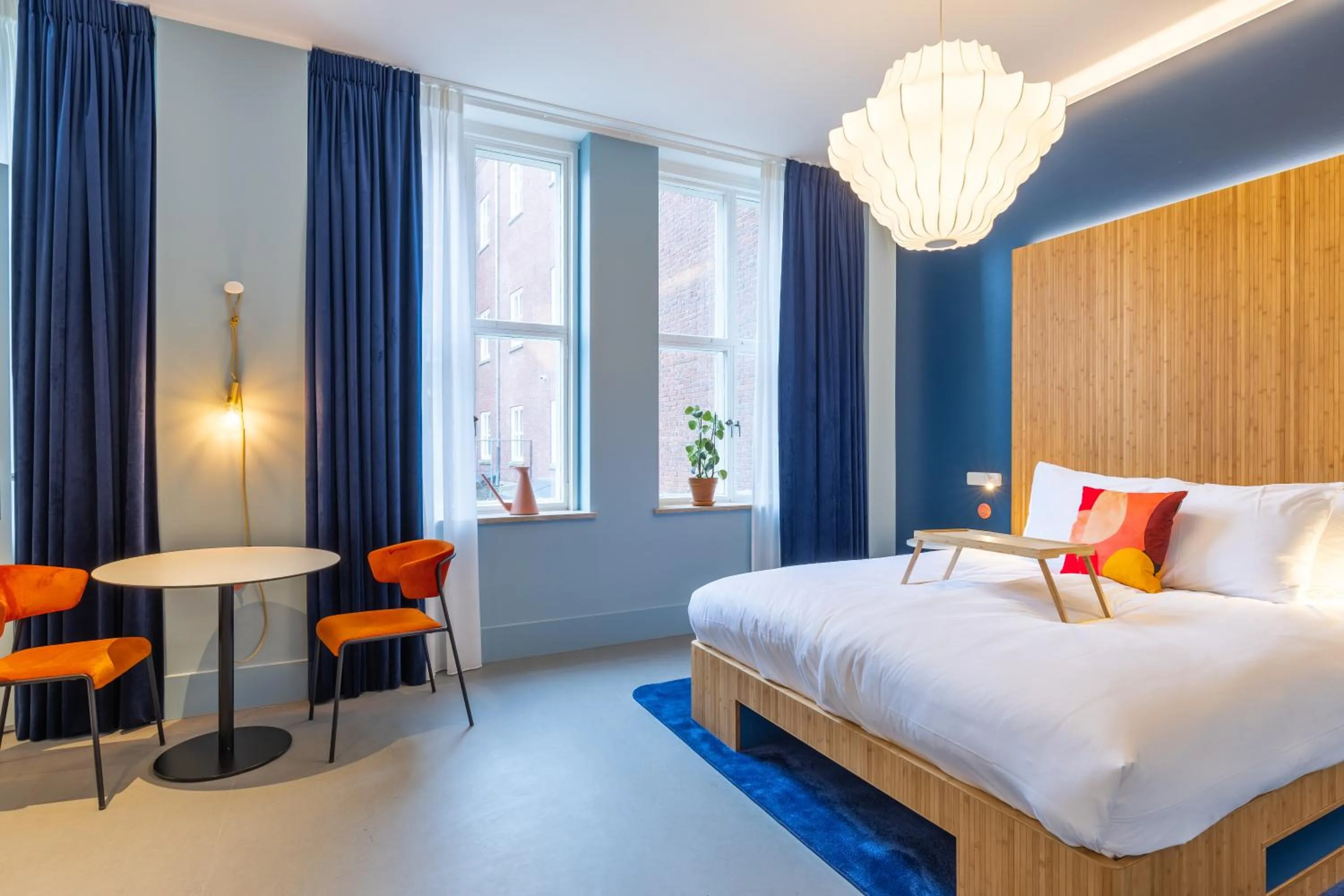 Bed in Vie Via - Your Hotel