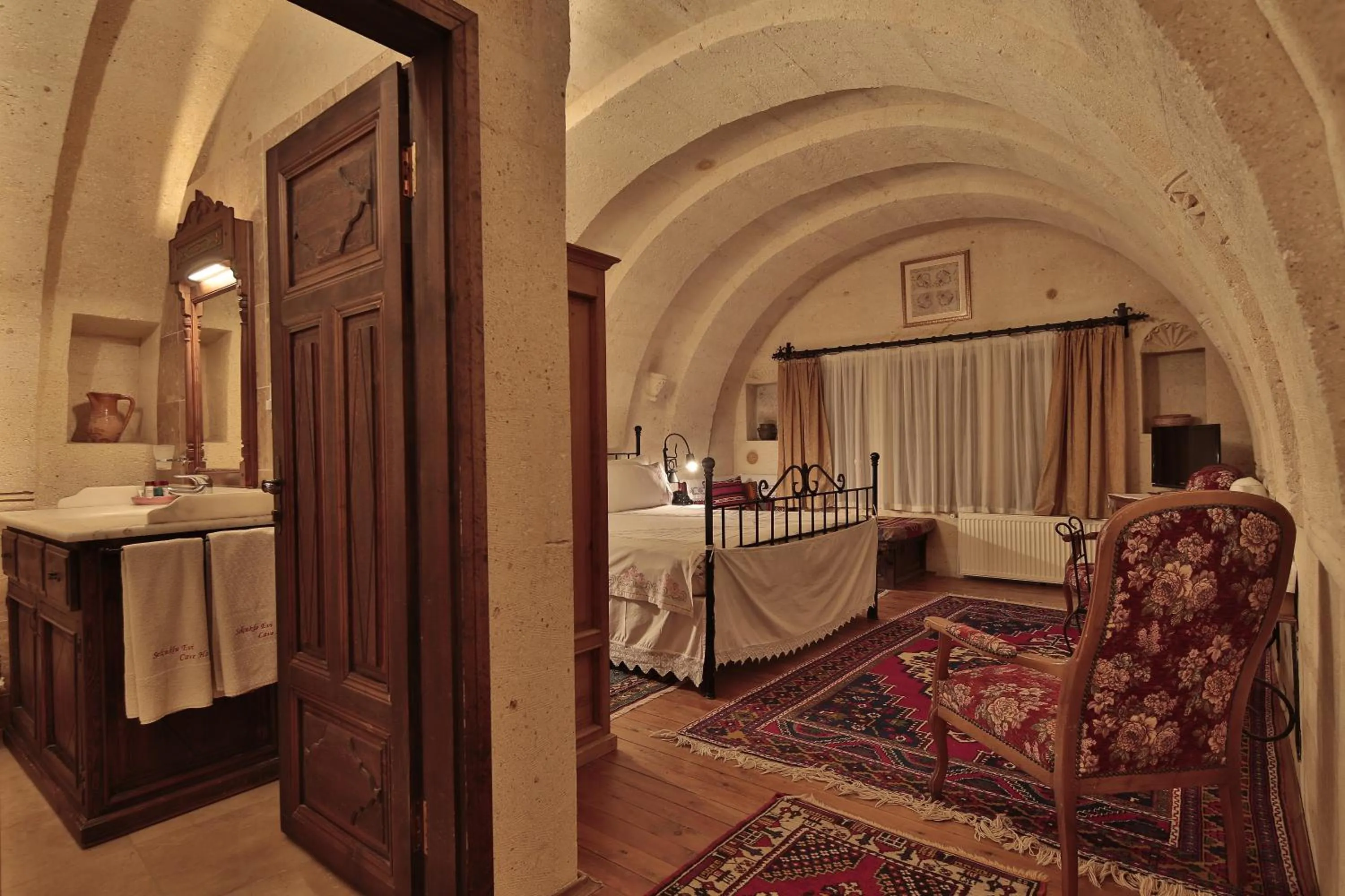 Bedroom, Bed in Selcuklu Evi Cave Hotel - Special Category