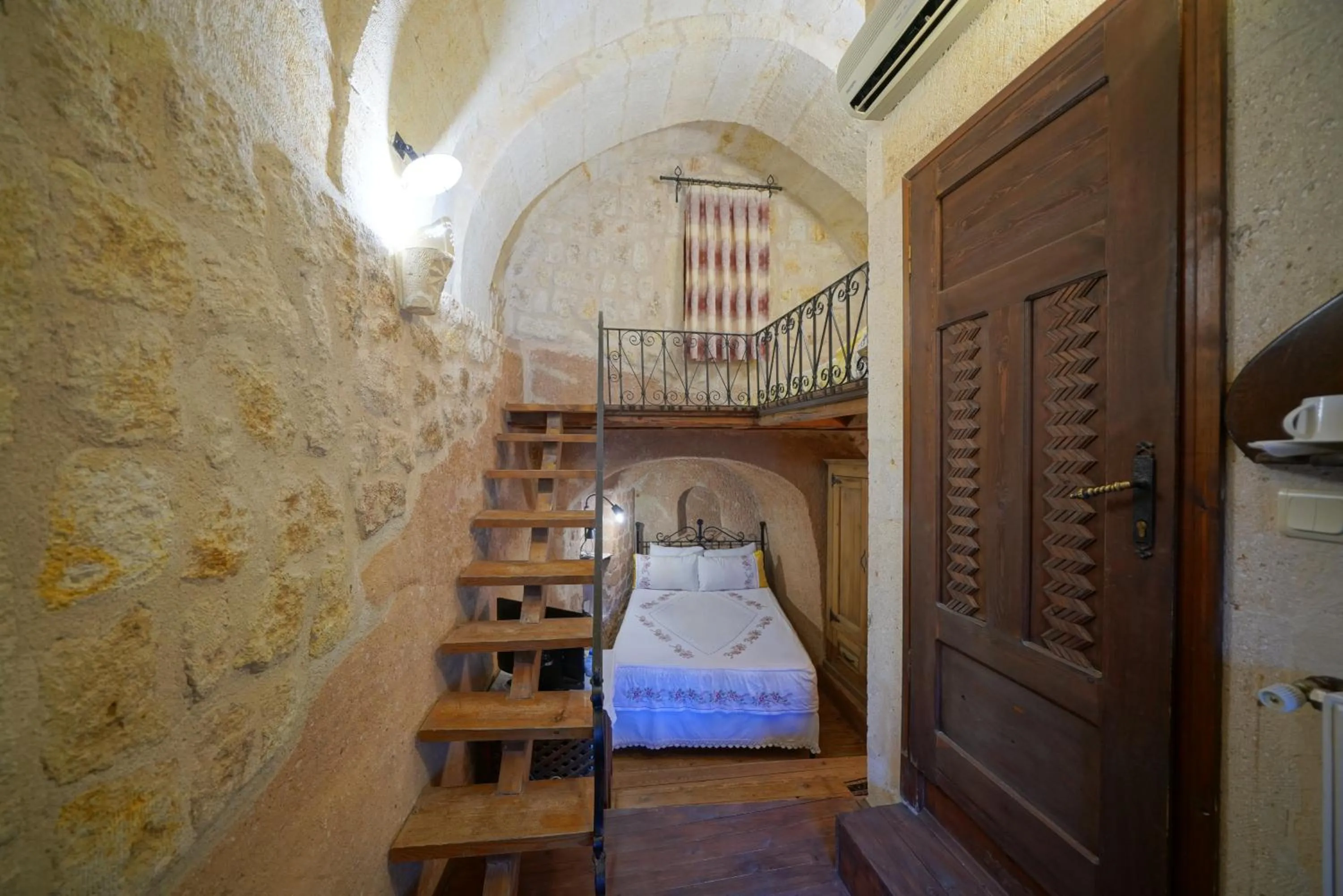 Bed in Selcuklu Evi Cave Hotel - Special Category