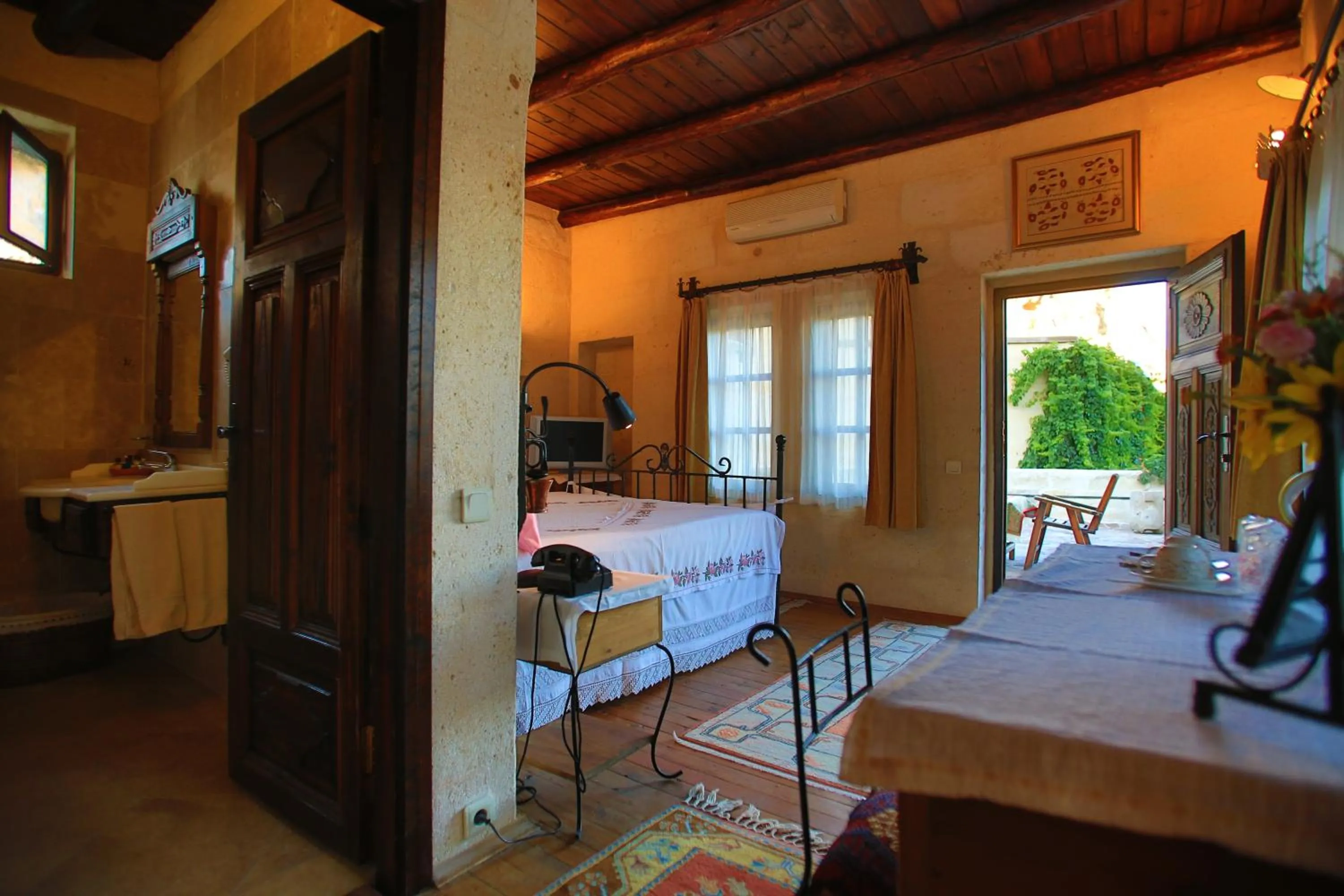 Bed in Selcuklu Evi Cave Hotel - Special Category