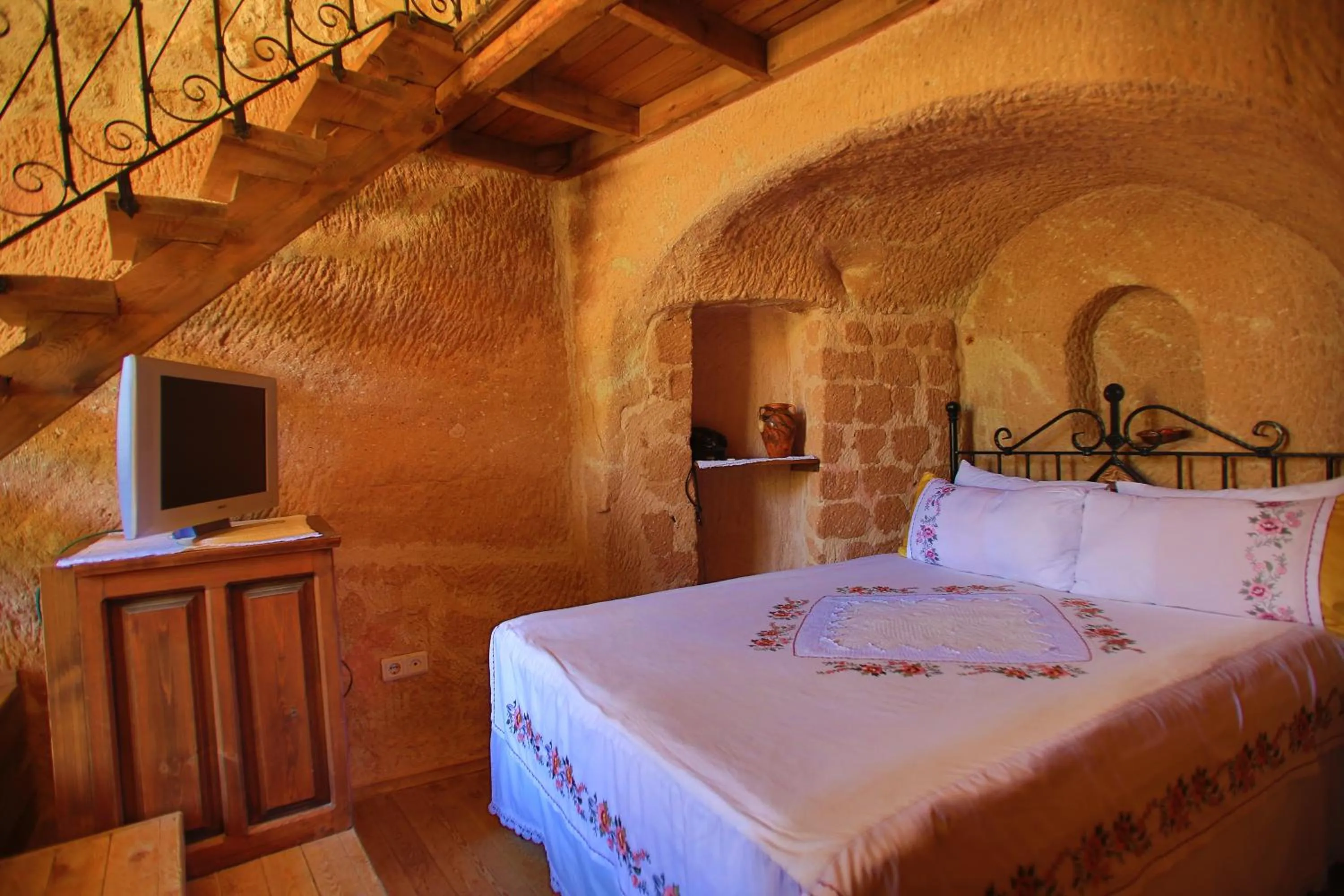 Bed in Selcuklu Evi Cave Hotel - Special Category