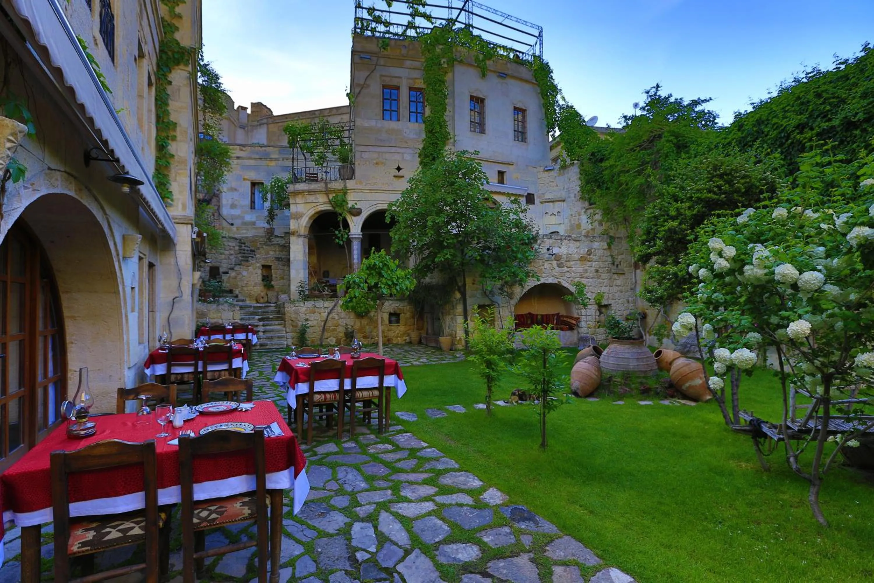 Garden in Selcuklu Evi Cave Hotel - Special Category