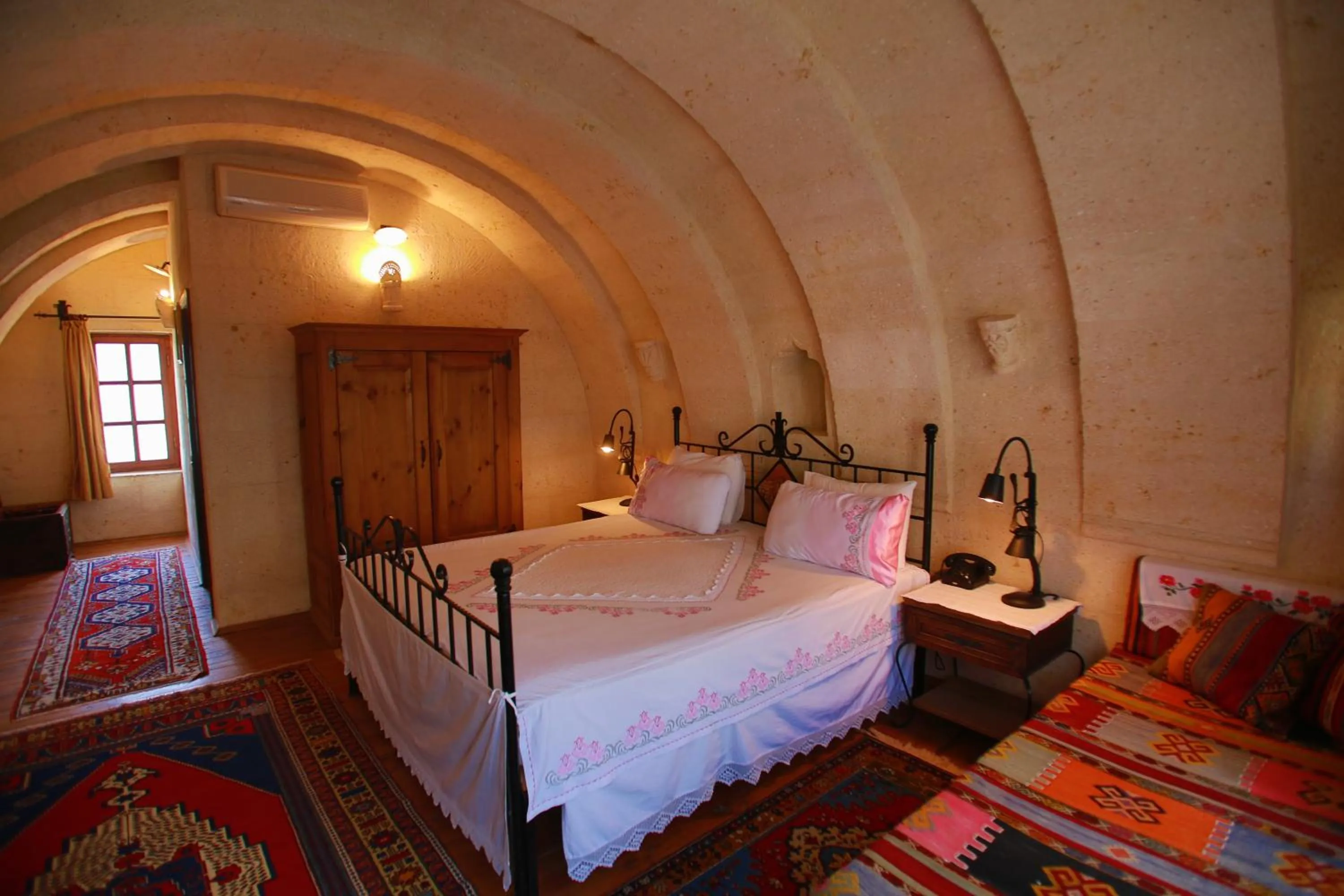 Bedroom, Bed in Selcuklu Evi Cave Hotel - Special Category