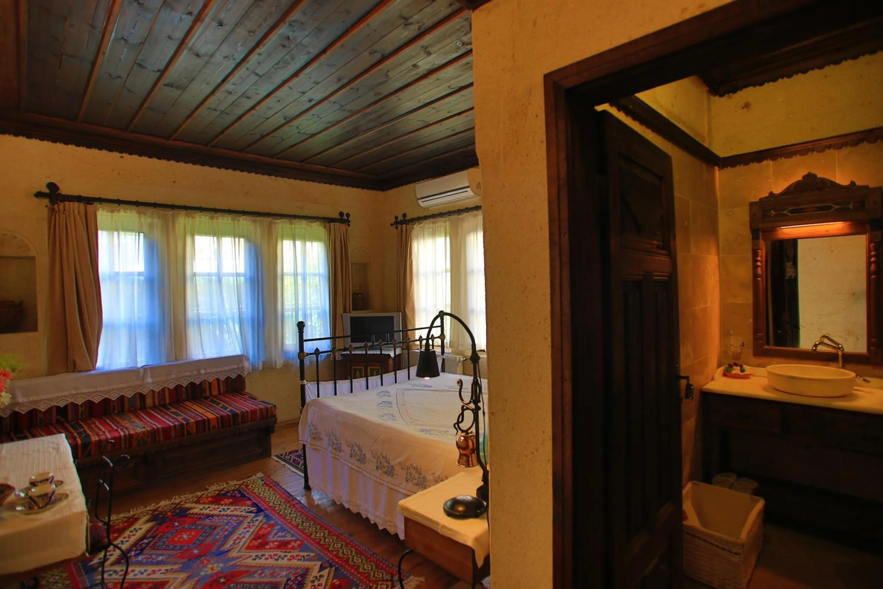 Bed in Selcuklu Evi Cave Hotel - Special Category