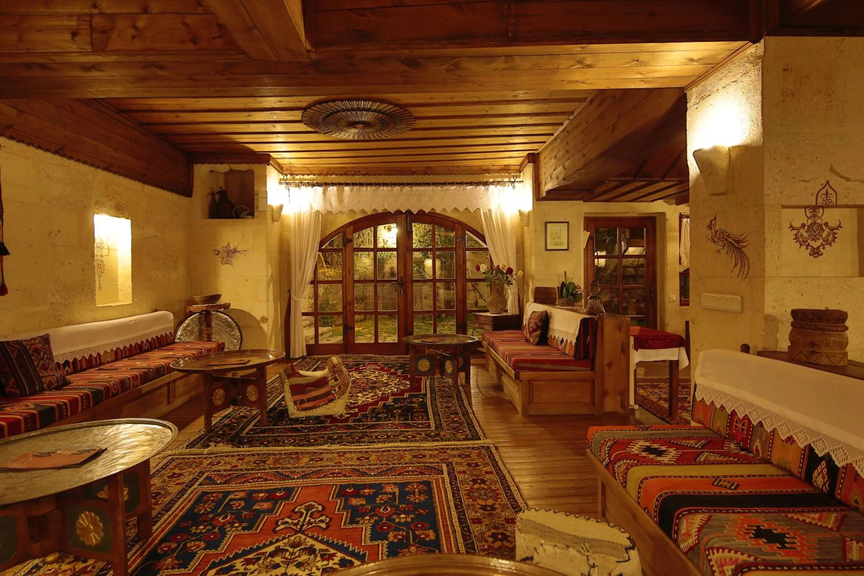 Lounge or bar in Selcuklu Evi Cave Hotel - Special Category